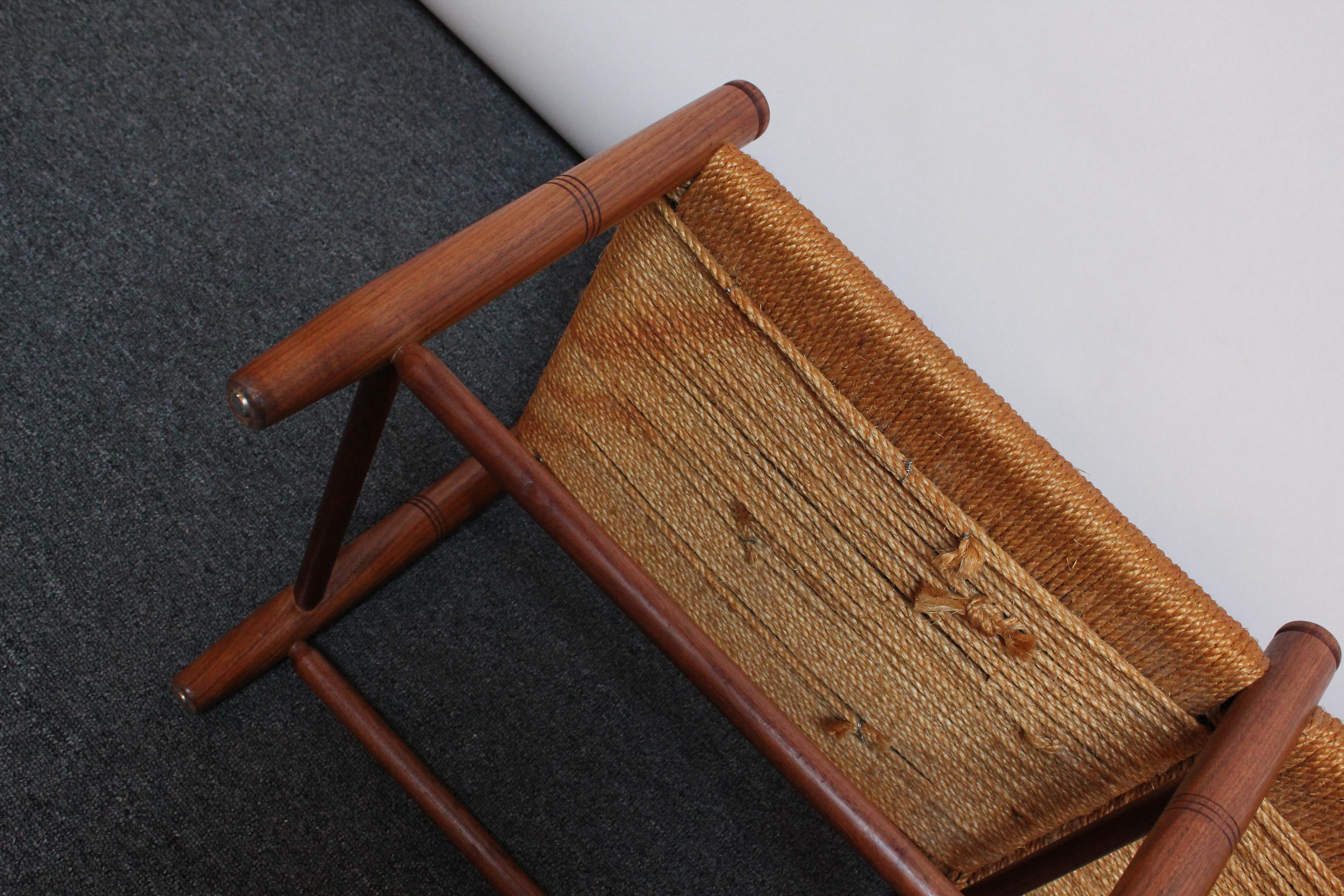 Vintage Stained Teak and Woven Rope Bench 7