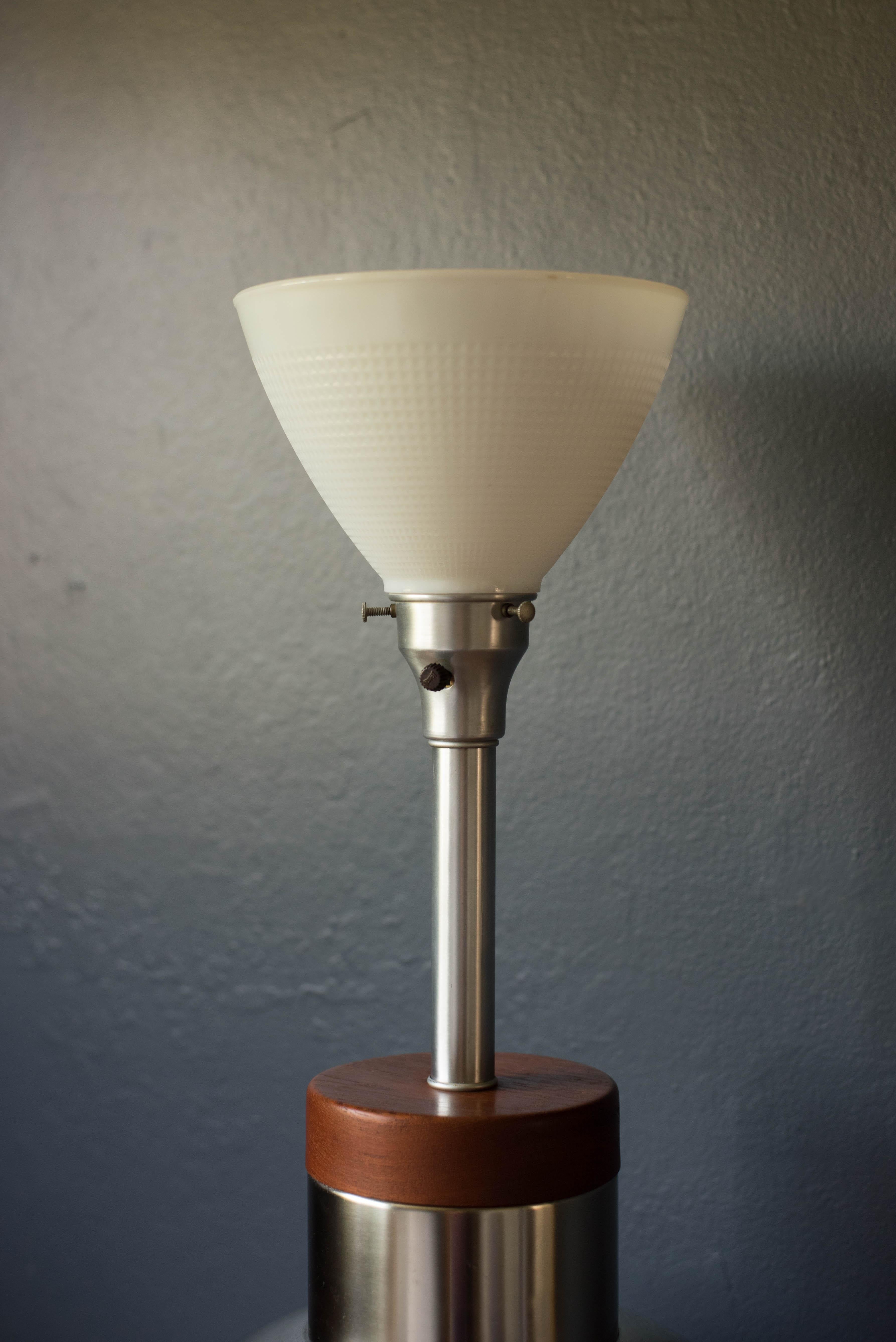 Mid-Century Modern Vintage Stainless Steel and Teak Accent Table Lamp For Sale
