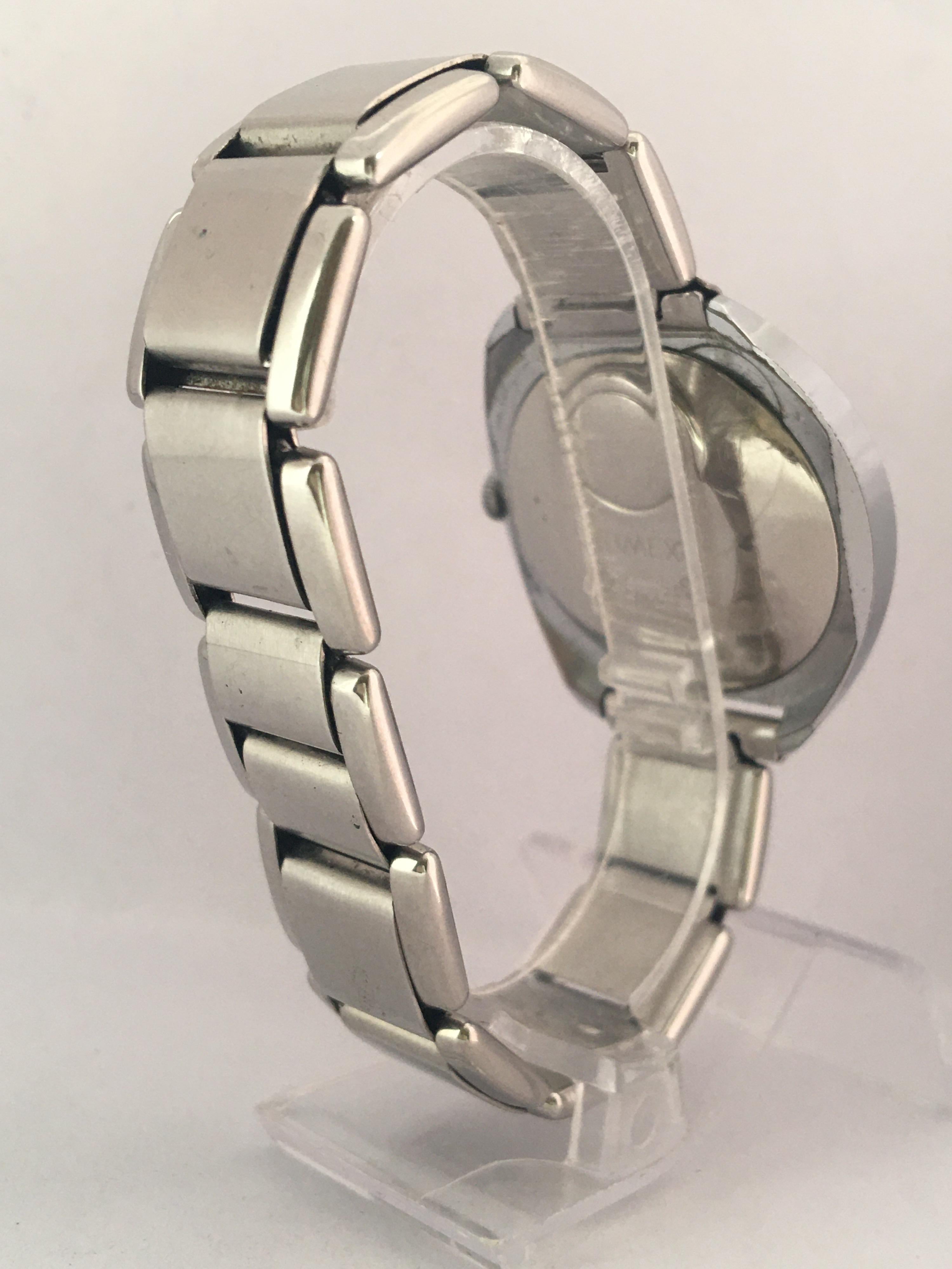 Vintage Stainless Steel Back Timex Electric Sweep Seconds Watch In Good Condition In Carlisle, GB