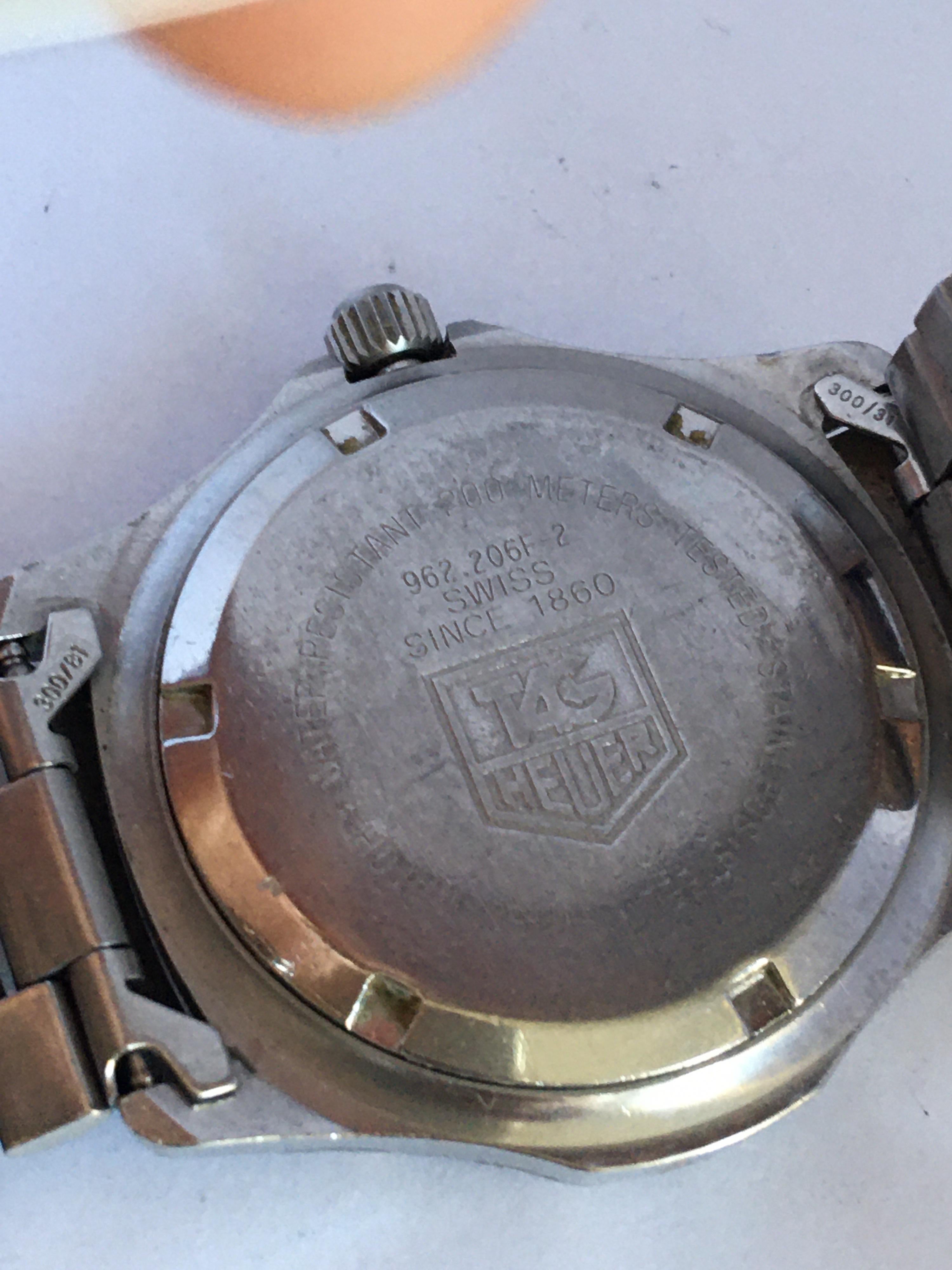 Vintage Stainless Steel Battery Operated TAG Heuer Professional 200 Meters For Sale 4