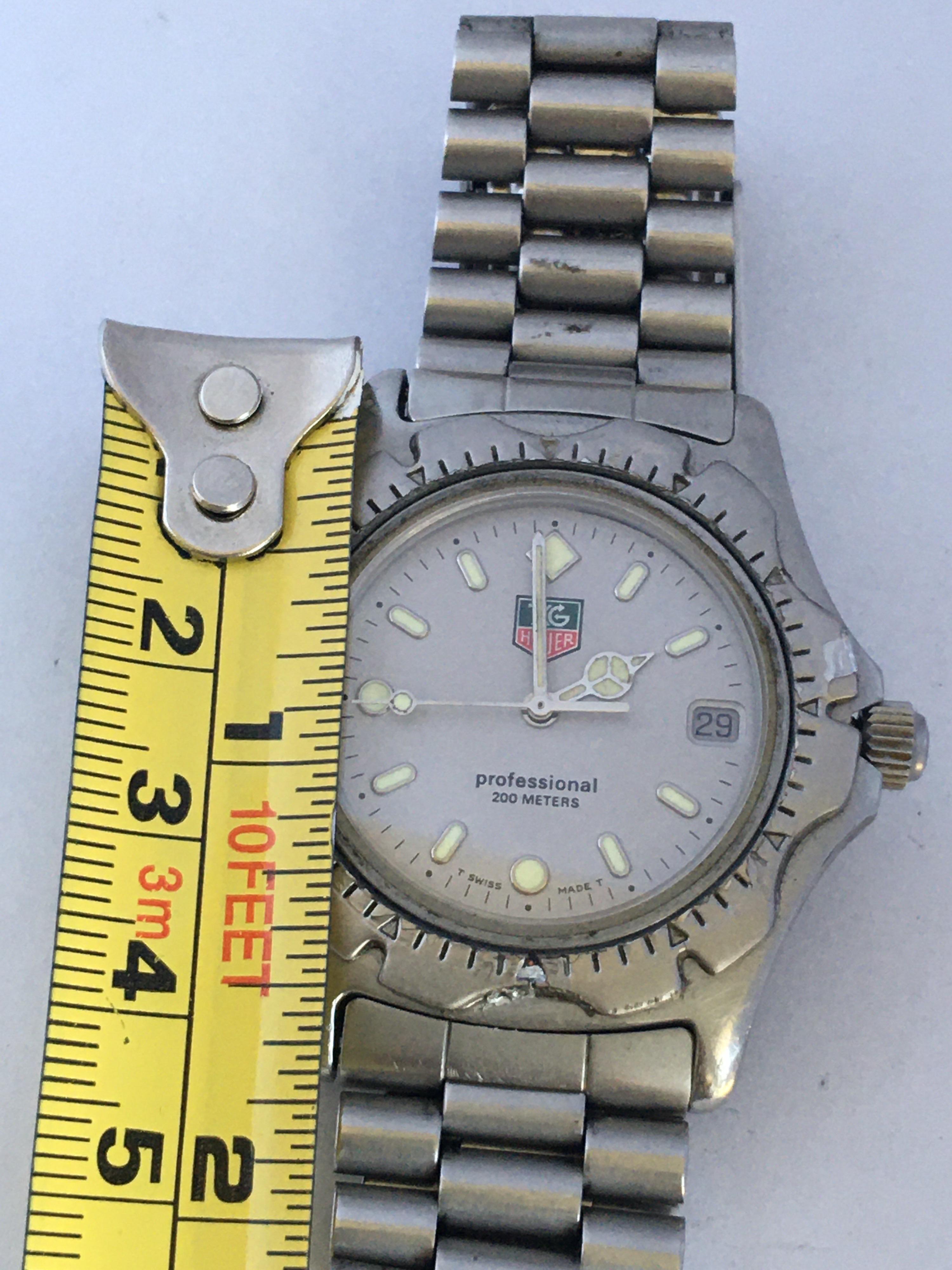 Vintage Stainless Steel Battery Operated TAG Heuer Professional 200 Meters For Sale 5