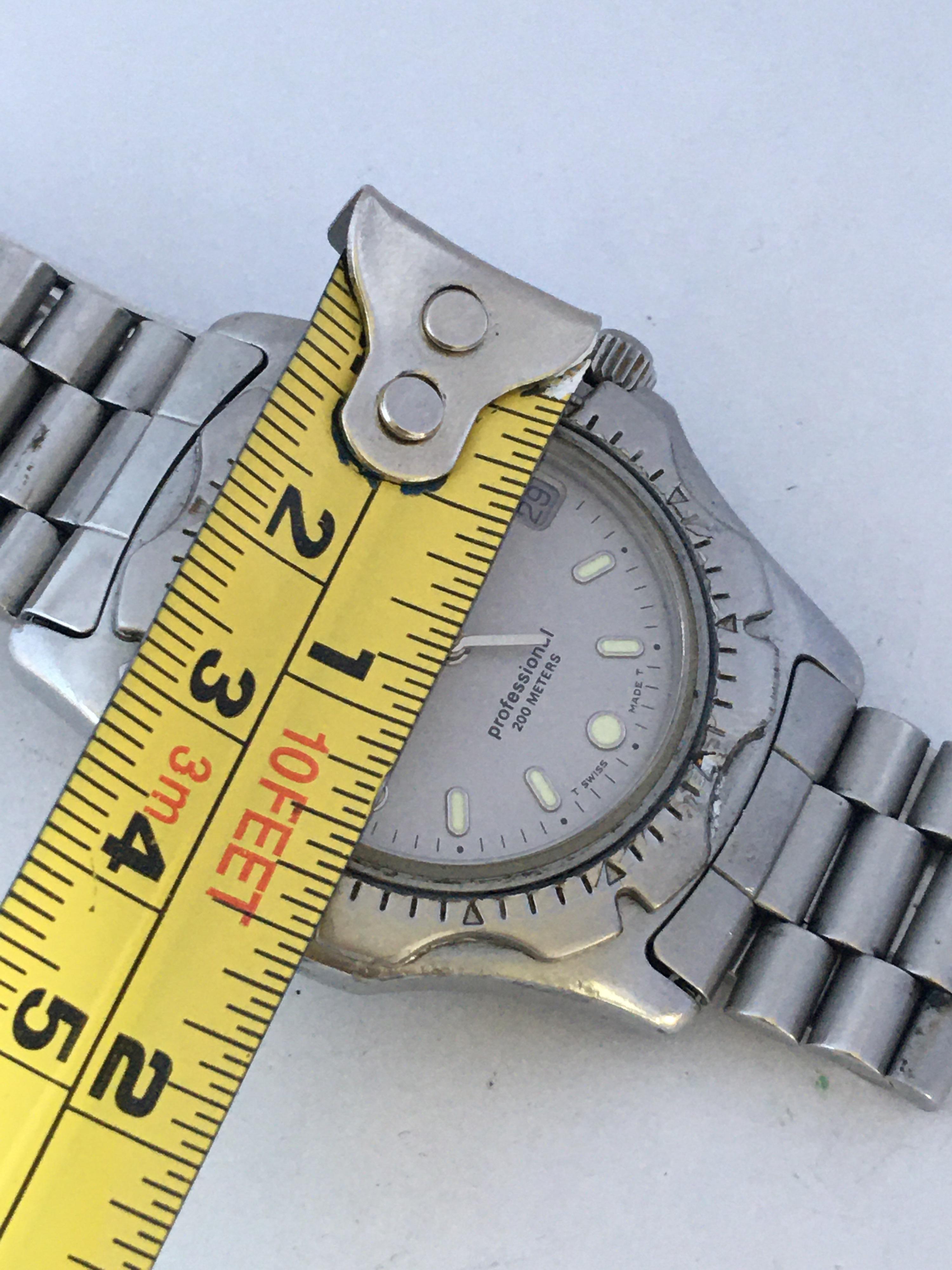 Vintage Stainless Steel Battery Operated TAG Heuer Professional 200 Meters For Sale 6