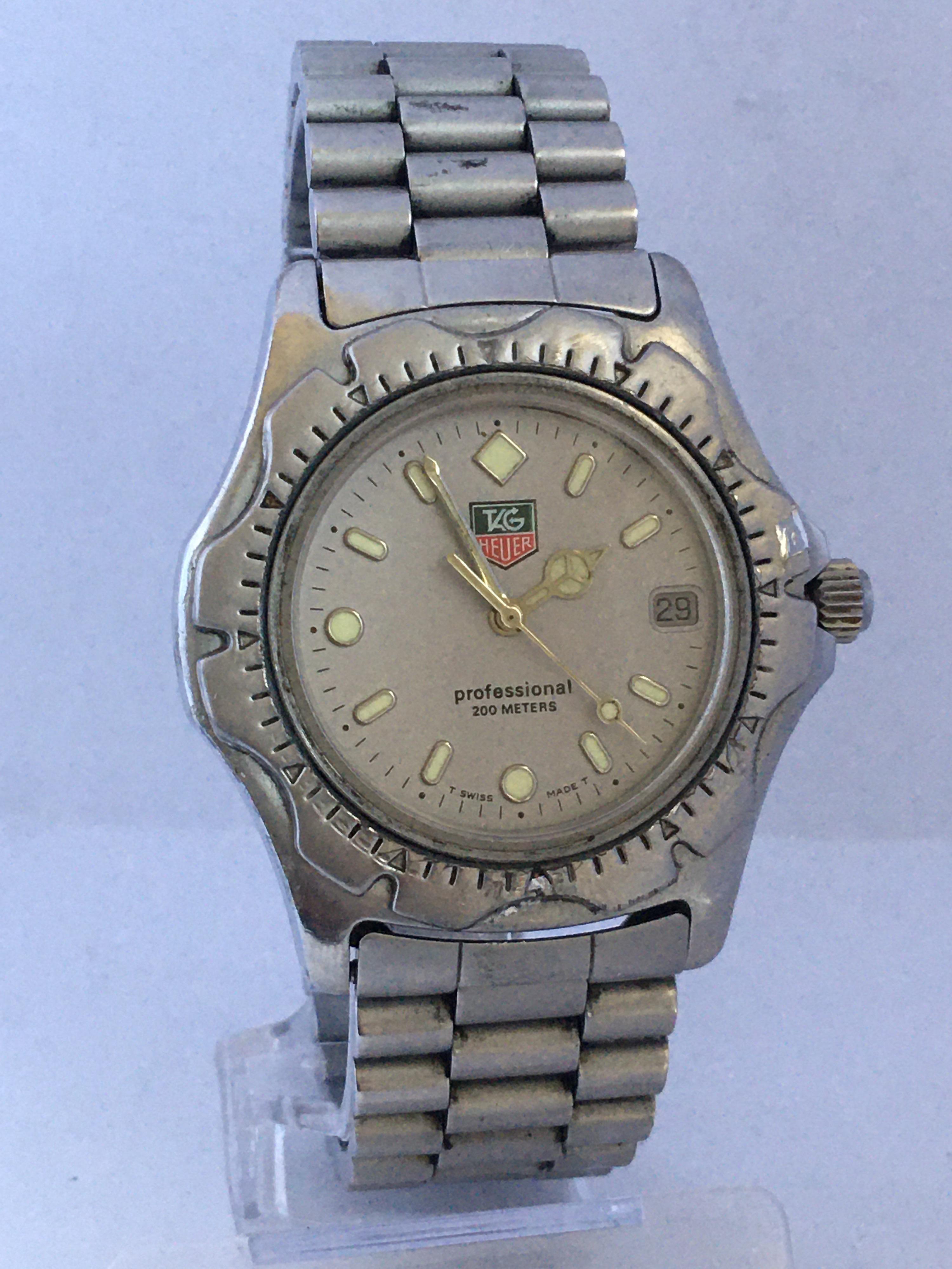 Vintage Stainless Steel Battery Operated TAG Heuer Professional 200 Meters For Sale 7