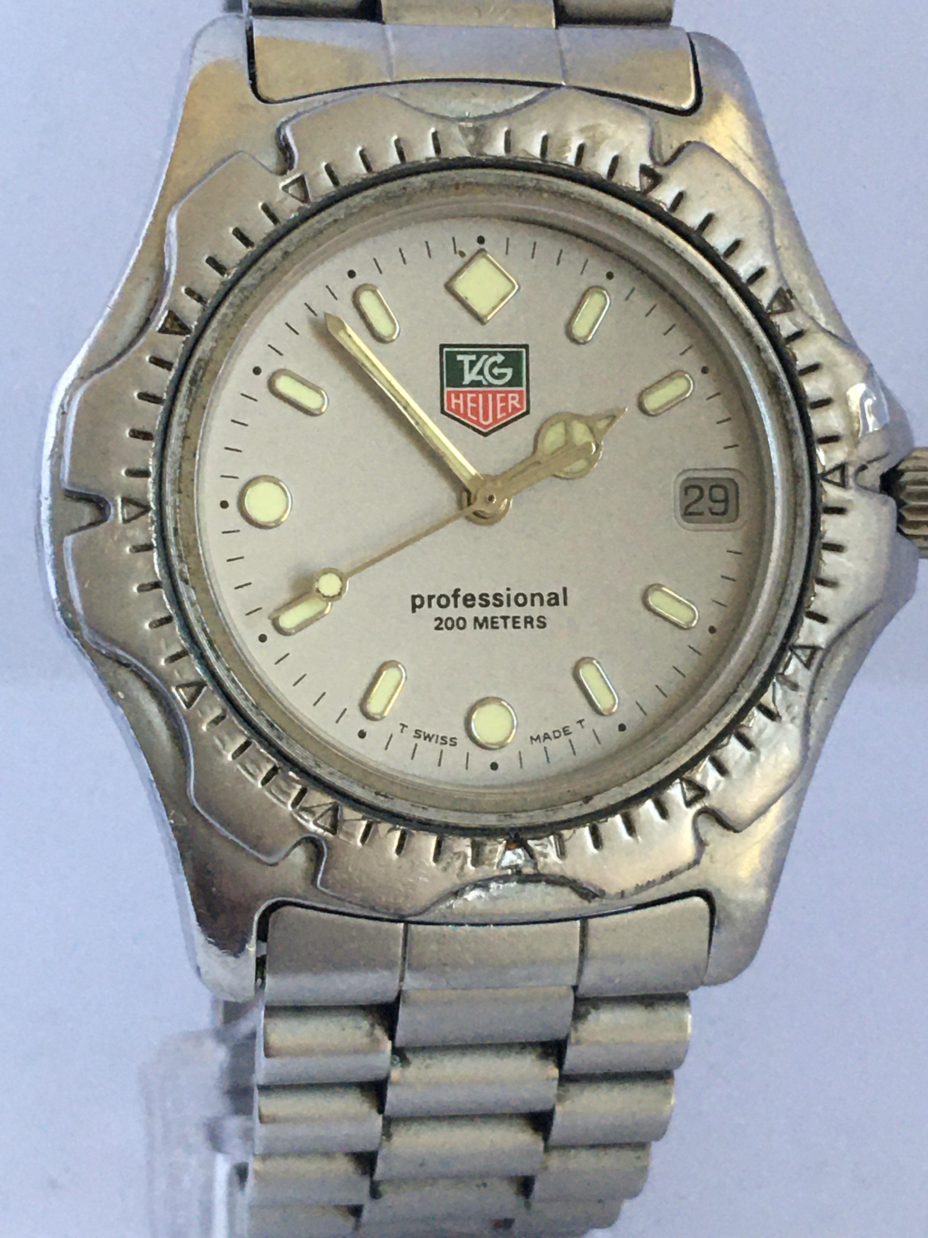 Vintage Stainless Steel Battery Operated TAG Heuer Professional 200 Meters For Sale 8