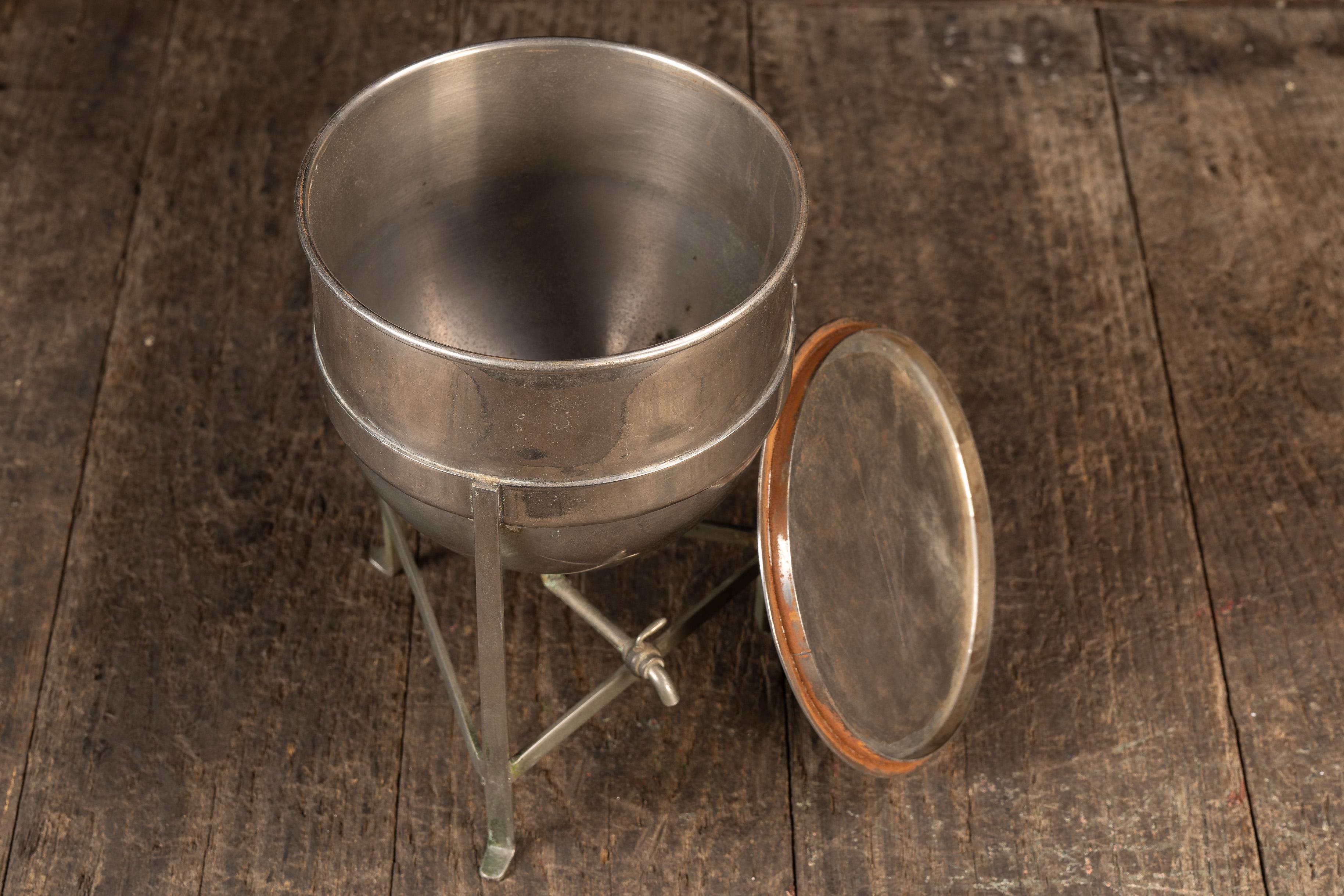 Bouilloire Vintage en acier inoxydable pour échantillons de vendeurs en vente 1