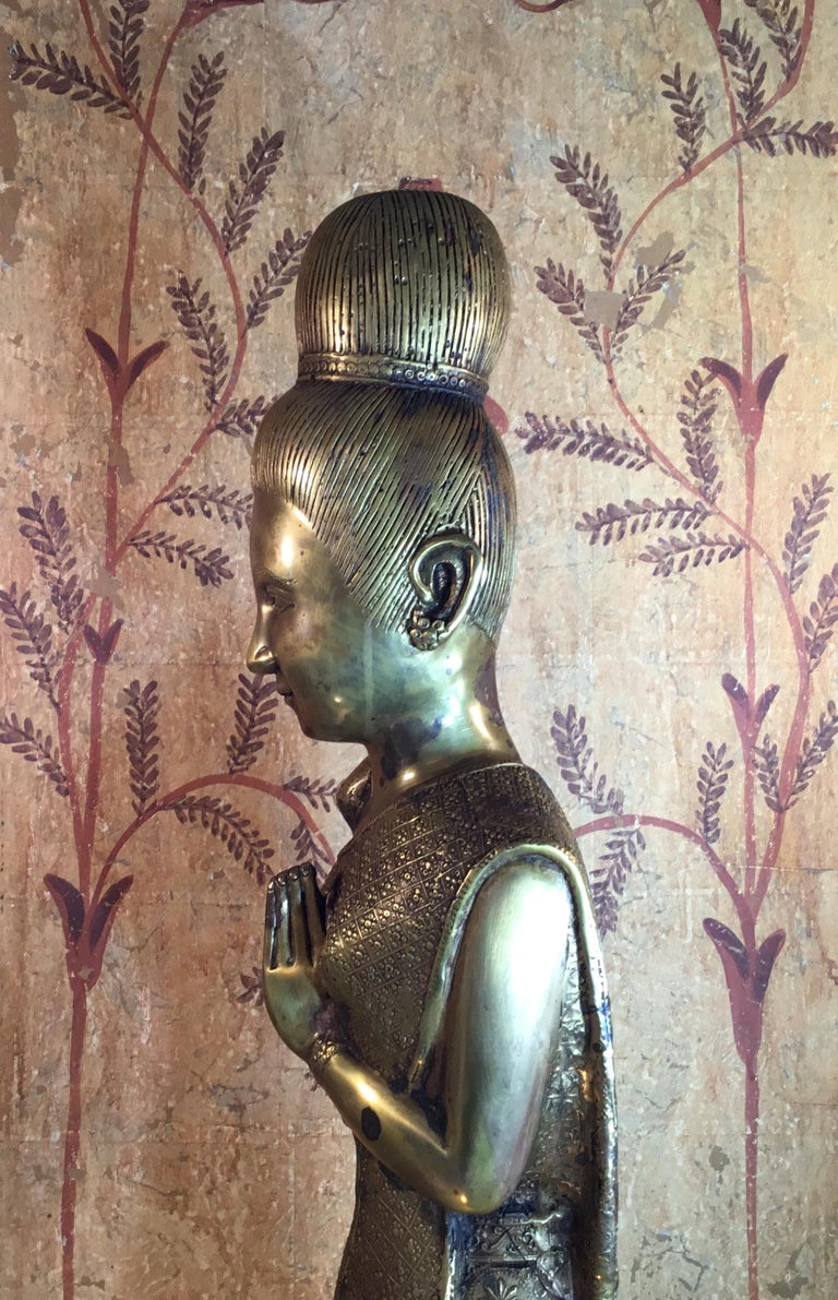Vintage Standing Bronze Beauty Statue For Sale at 1stDibs