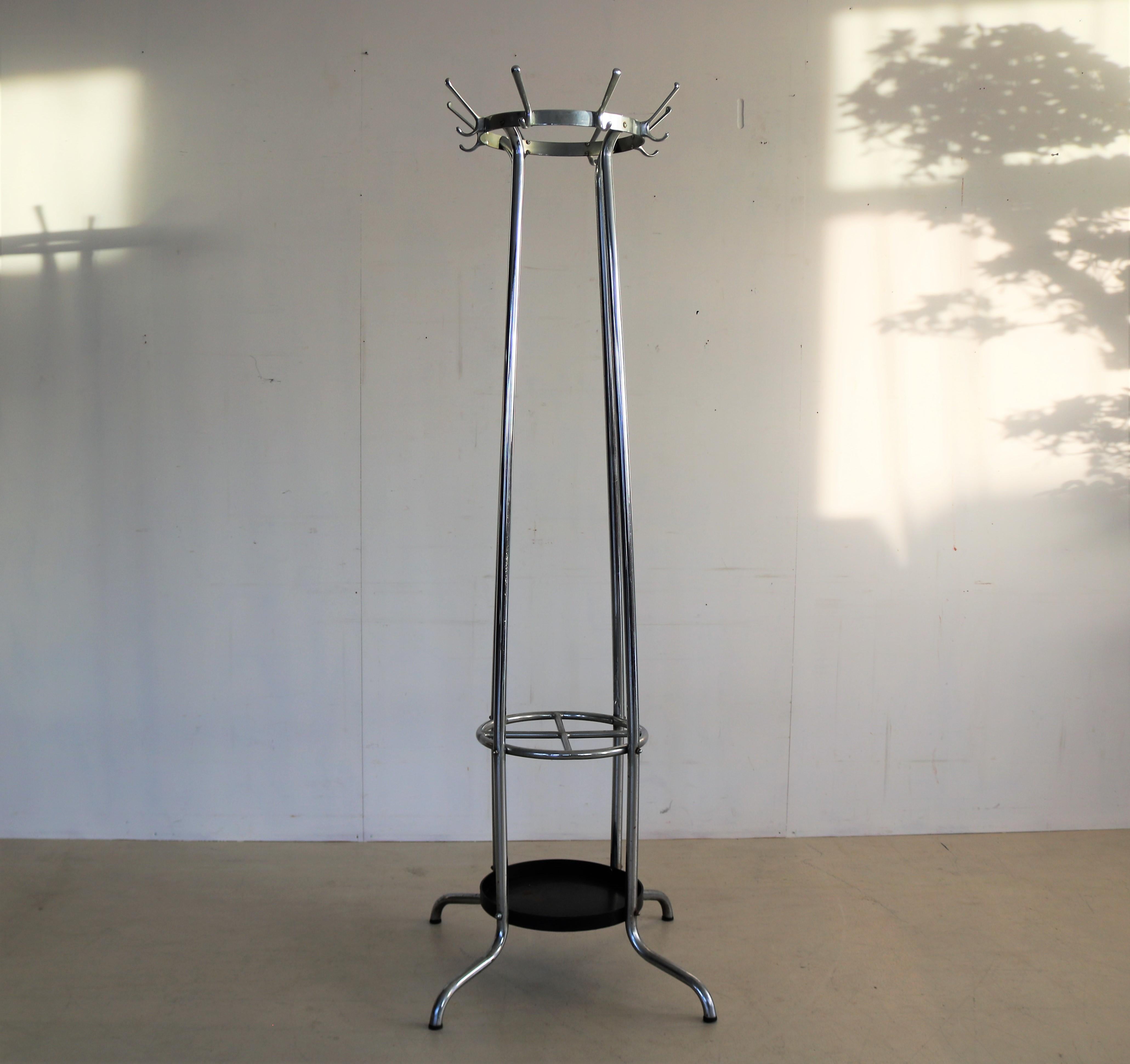 Néerlandais Porte-manteau vintage sur pied  70s  chrome en vente
