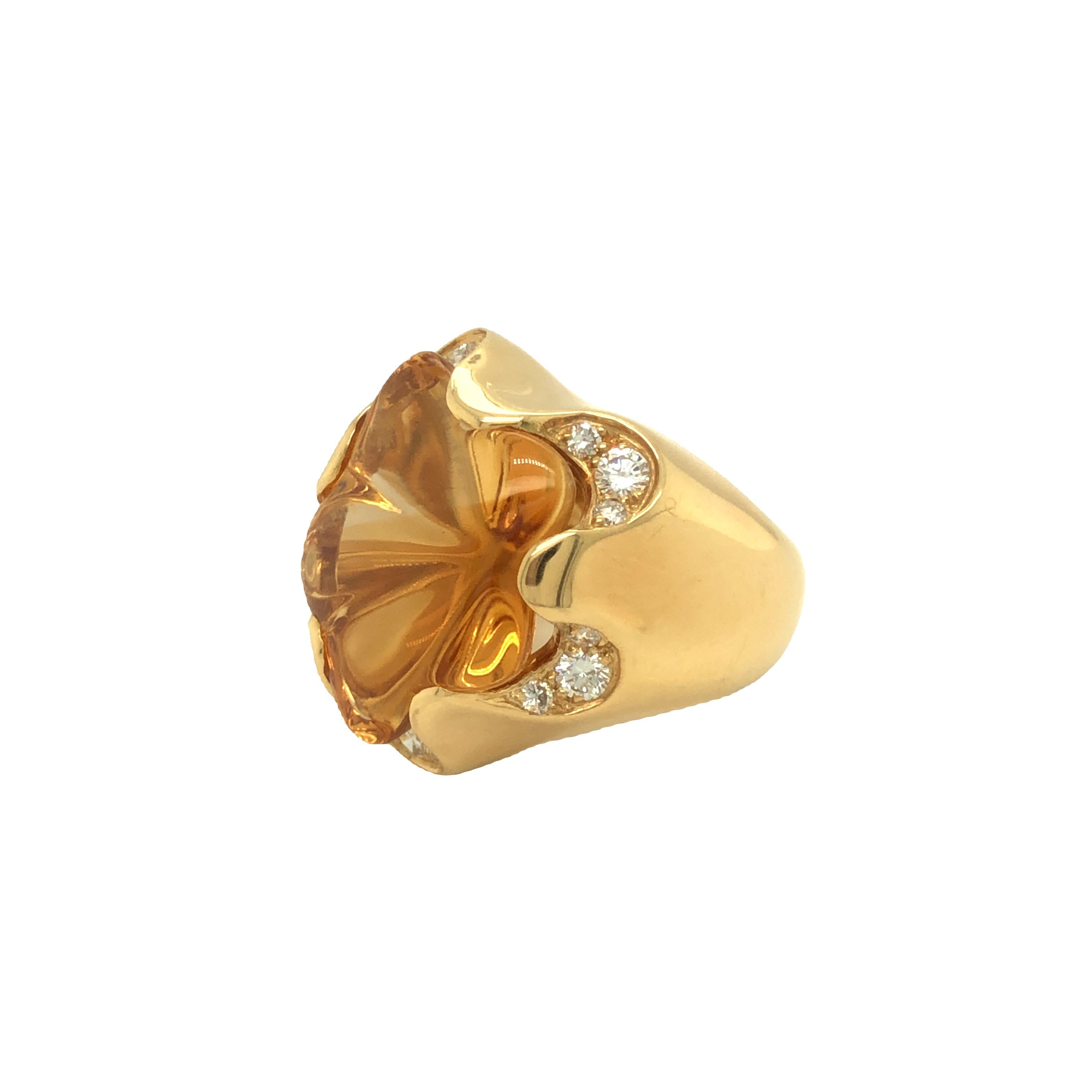 Vintage Star Citrine and Diamond Ring 18k yellow Gold For Sale 1