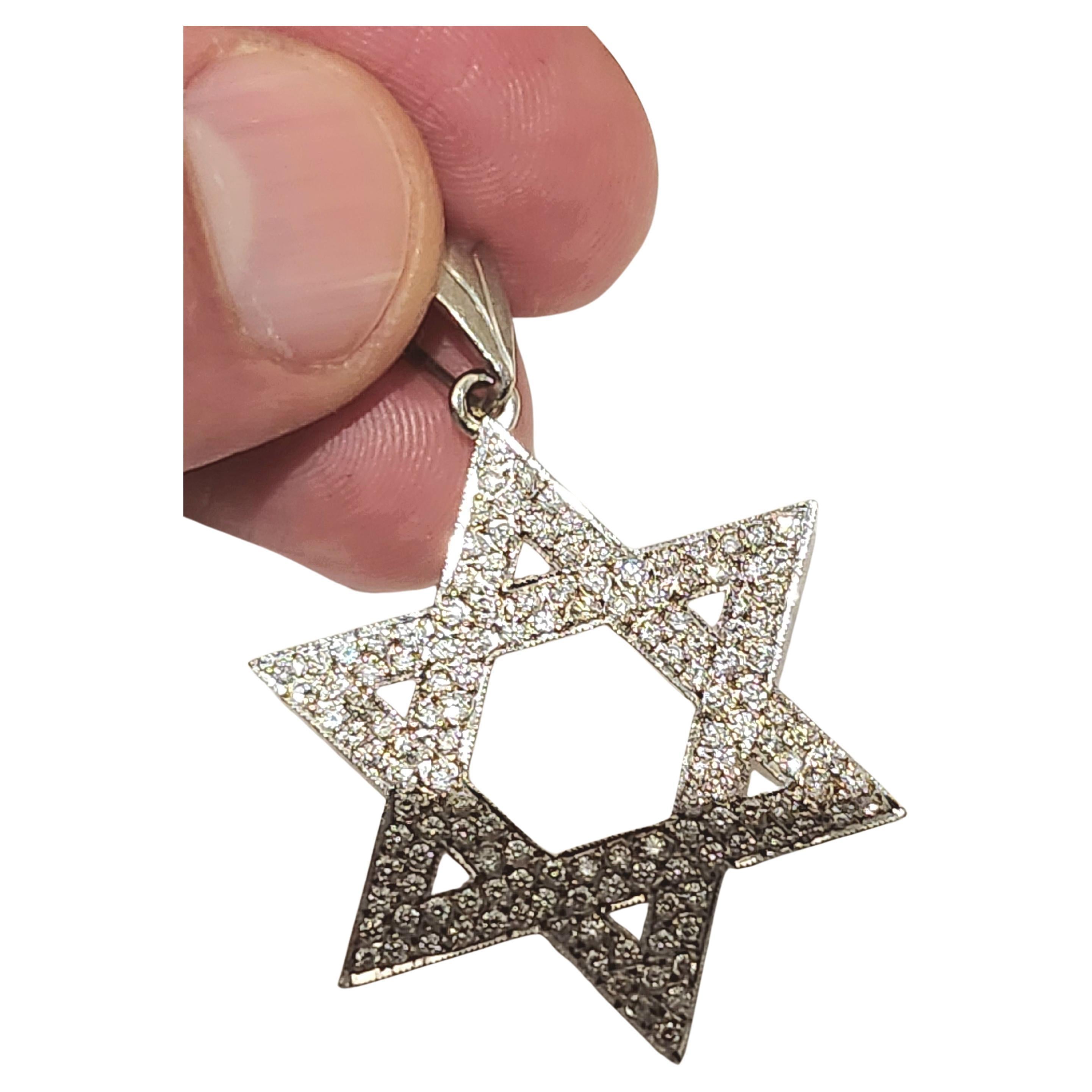 Femenino o masculino Colgante vintage de oro con diamantes y estrella de David de 1,5 quilates en venta