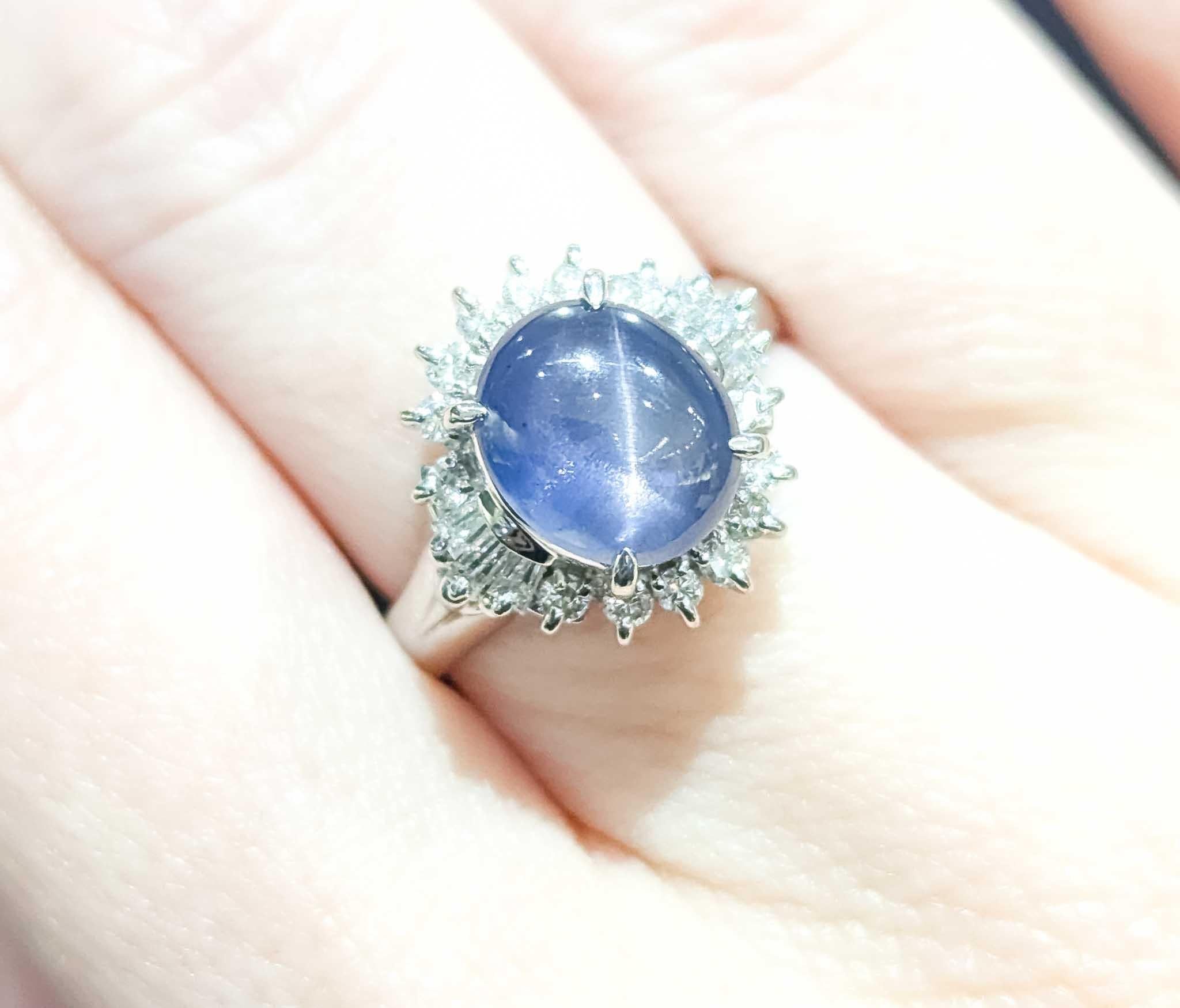 Cabochon Vintage Star Sapphire & Diamond Cocktail Ring in Platinum For Sale