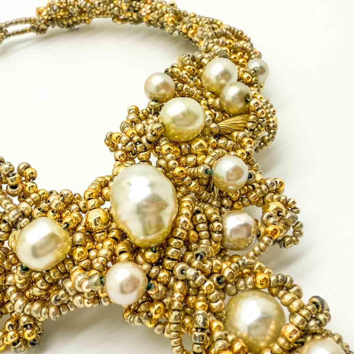 Conjunto vintage de collar y pendientes de perlas con cuentas años 70 en Bueno estado para la venta en Wilmslow, GB