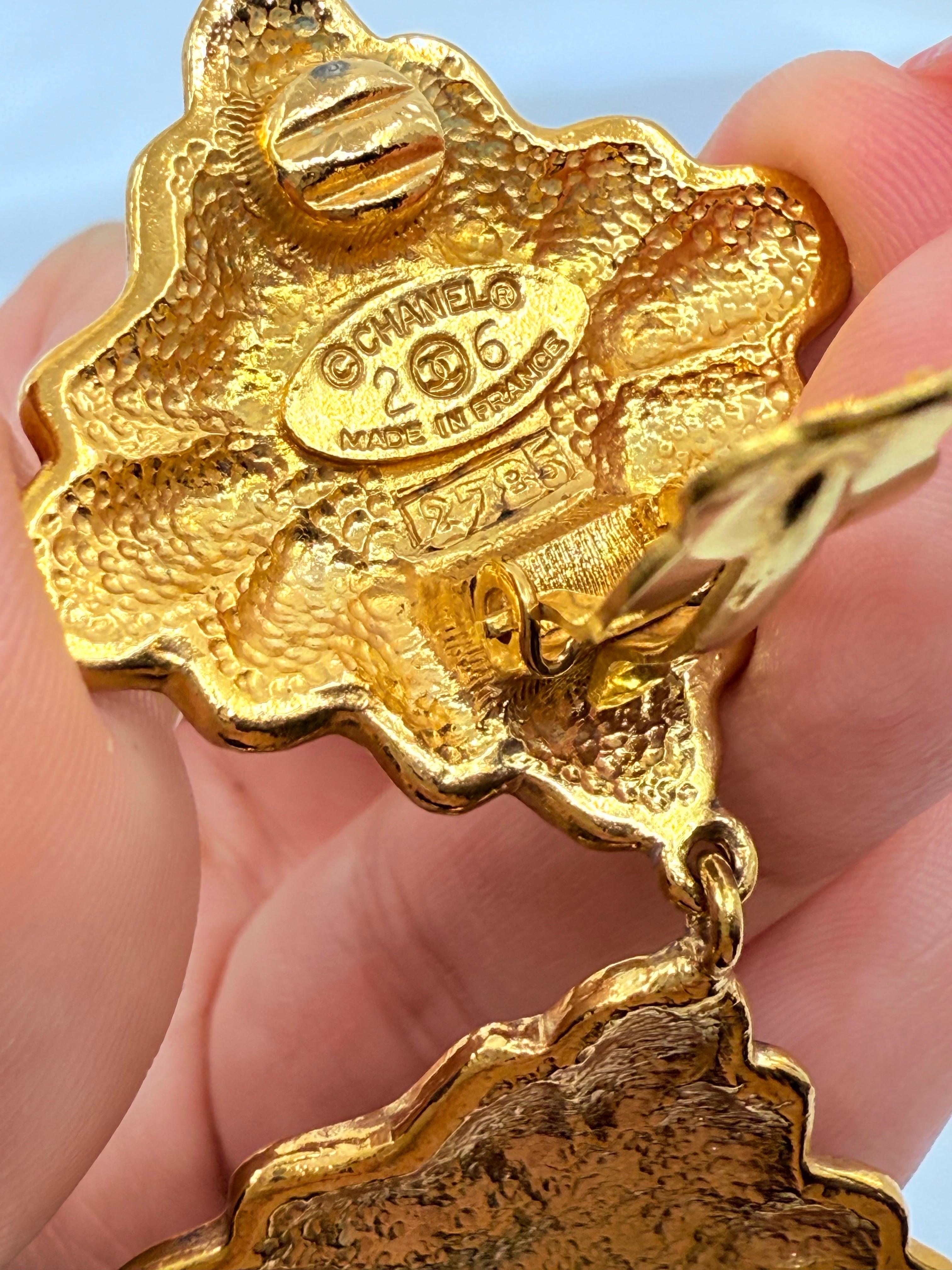 Vintage Statement Chanel Gold Perle Tropfen baumeln Clip auf Ohrringe im Angebot 2