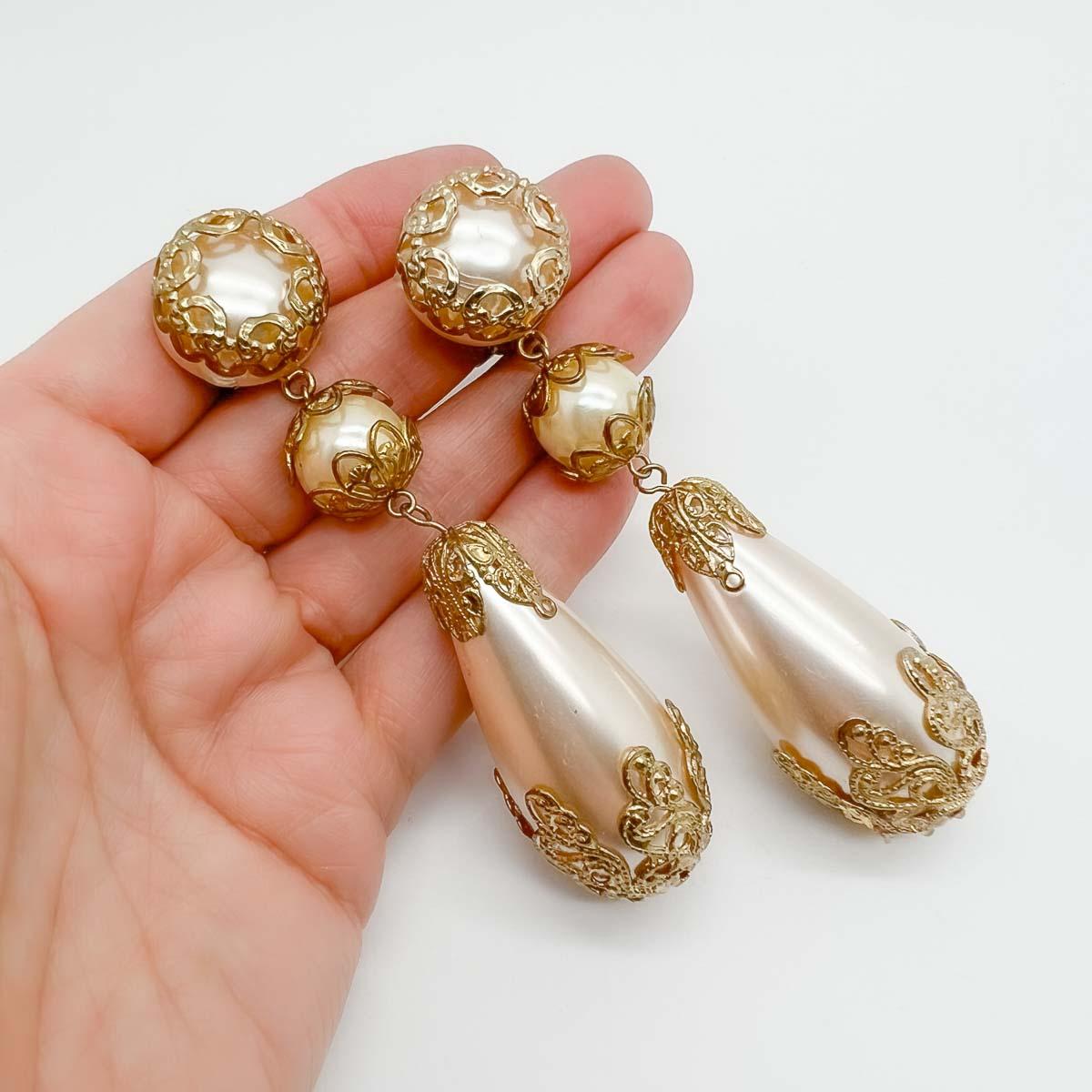 vintage statement filigree overlay pearl bomb earrings 1980s In Good Condition For Sale In Wilmslow, GB
