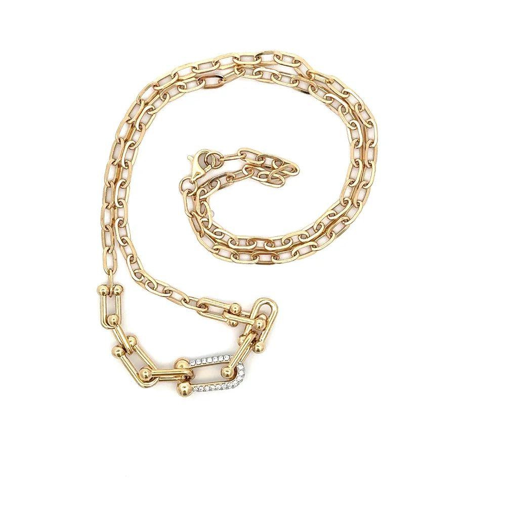 Simply Beautiful! Vintage Diamond Gold Lock Open Polished Links Necklace. Featuring Hand set Round Brilliant Cut Diamonds Section, Diamonds weighing approx. 0.21tcw. Hand crafted in polished 14K Yellow Gold. Measuring approx. 18” Long.  In excellent