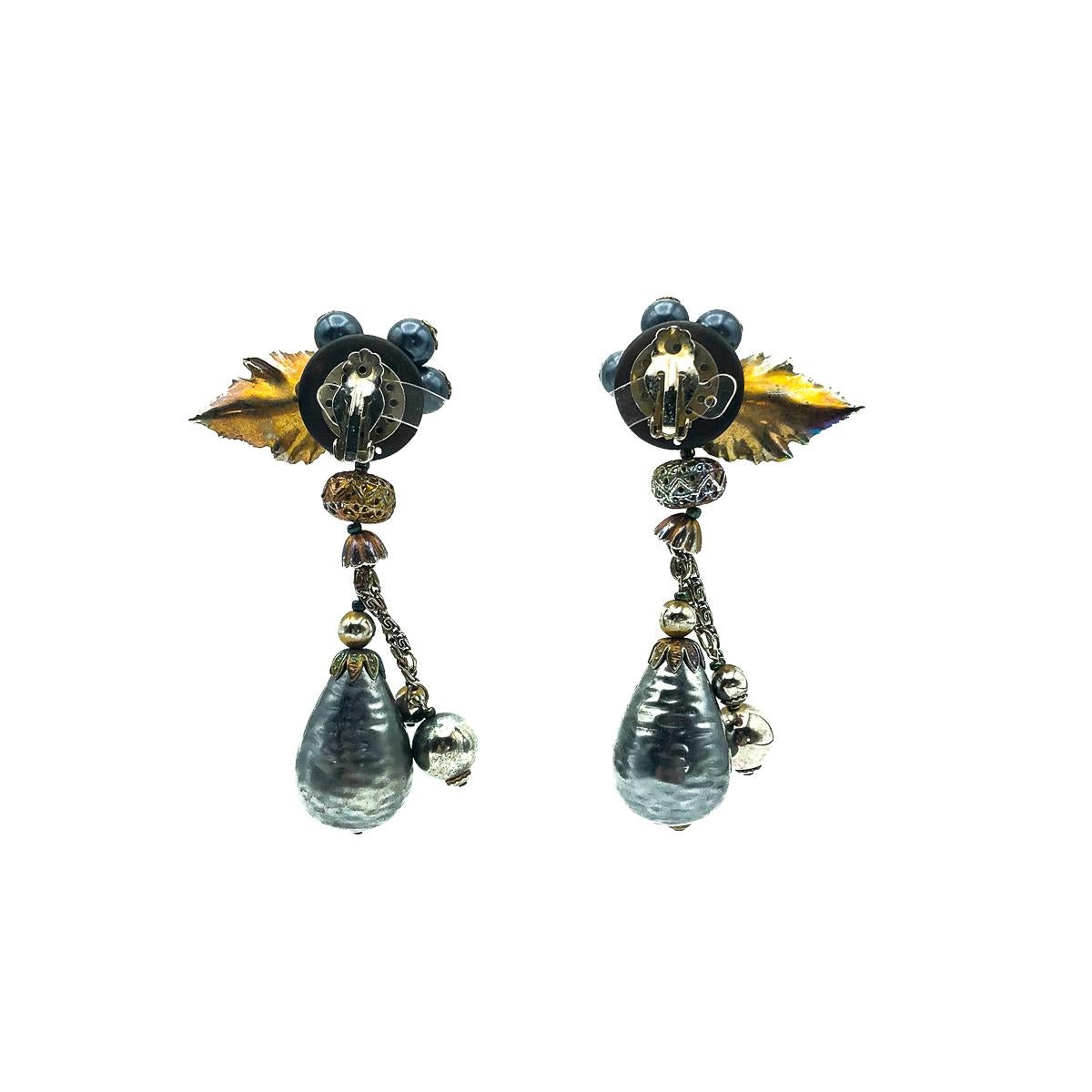 Vintage Runway Statement Metallic Floral Earrings 1970s In Good Condition For Sale In Wilmslow, GB
