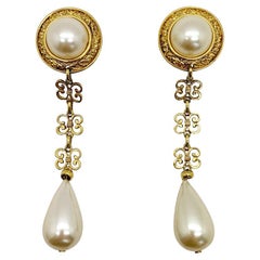 Retro statement pearl bomb earrings 1980s