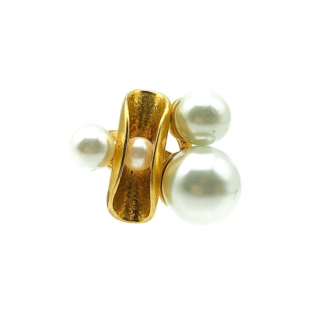 Vintage Statement Pearl Cocktail Ring 1980s For Sale