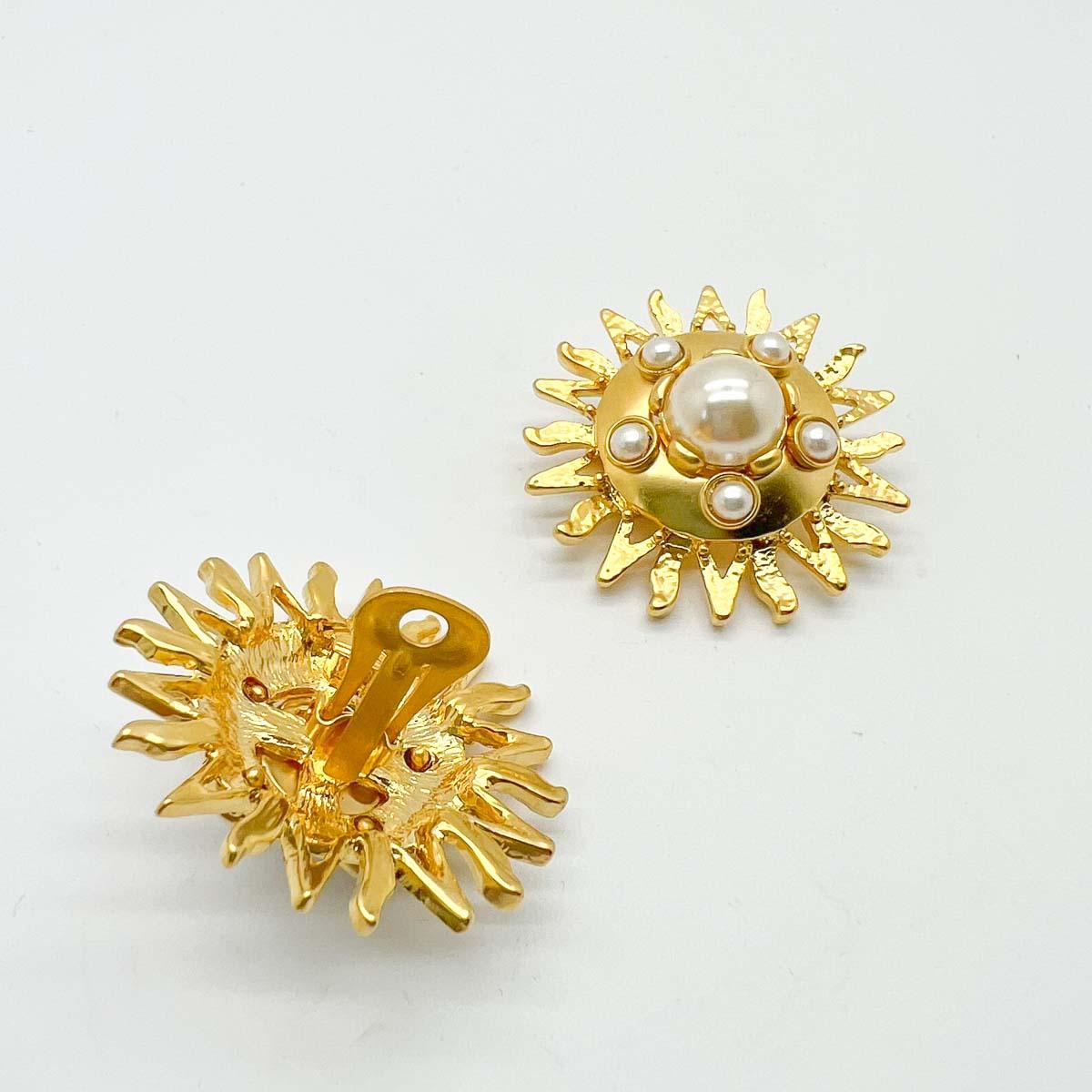 De las mujeres Pendientes de perlas vintage de la década de 1980 en venta