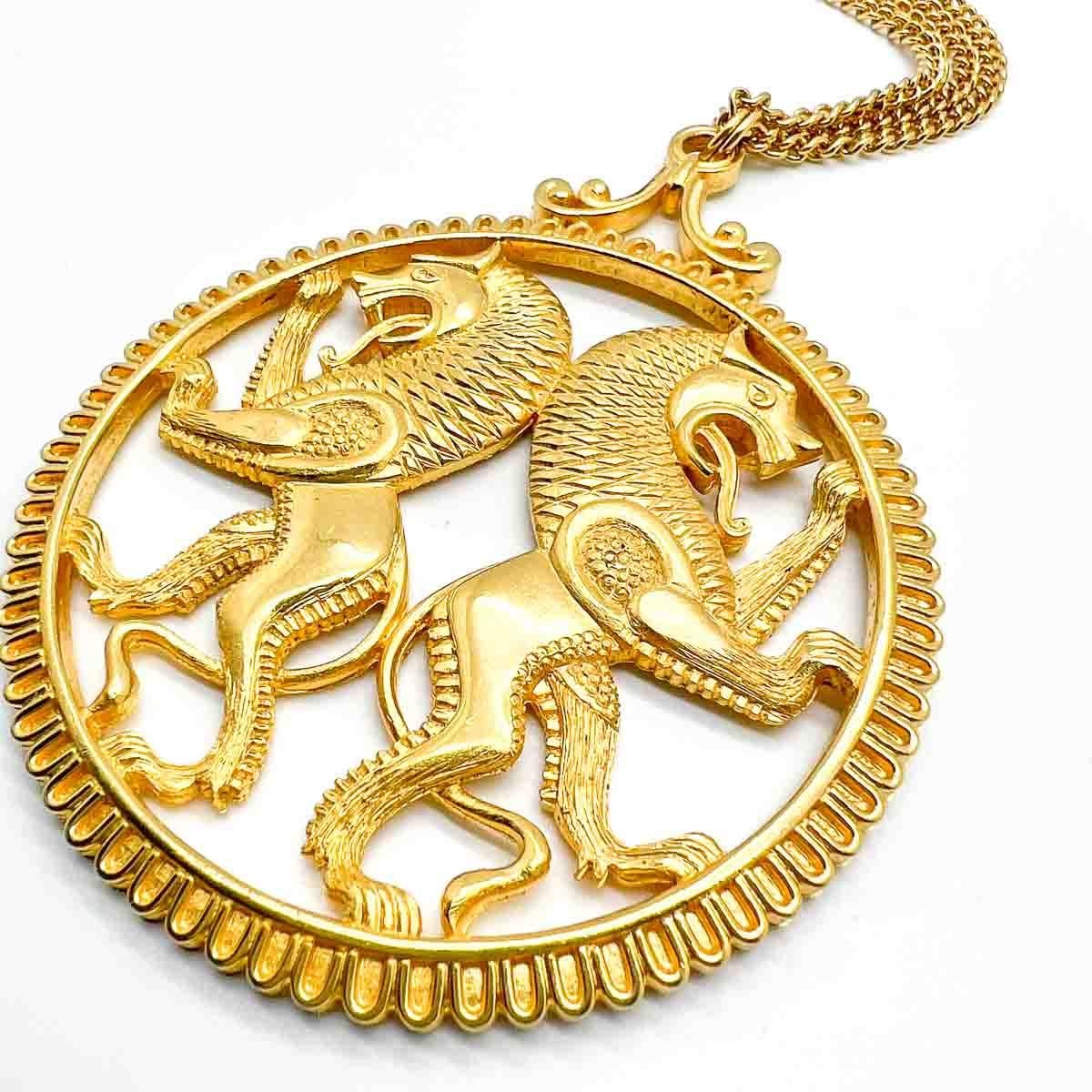 Vintage Statement Rampant Lions Medallion Necklace 1960s In Good Condition For Sale In Wilmslow, GB