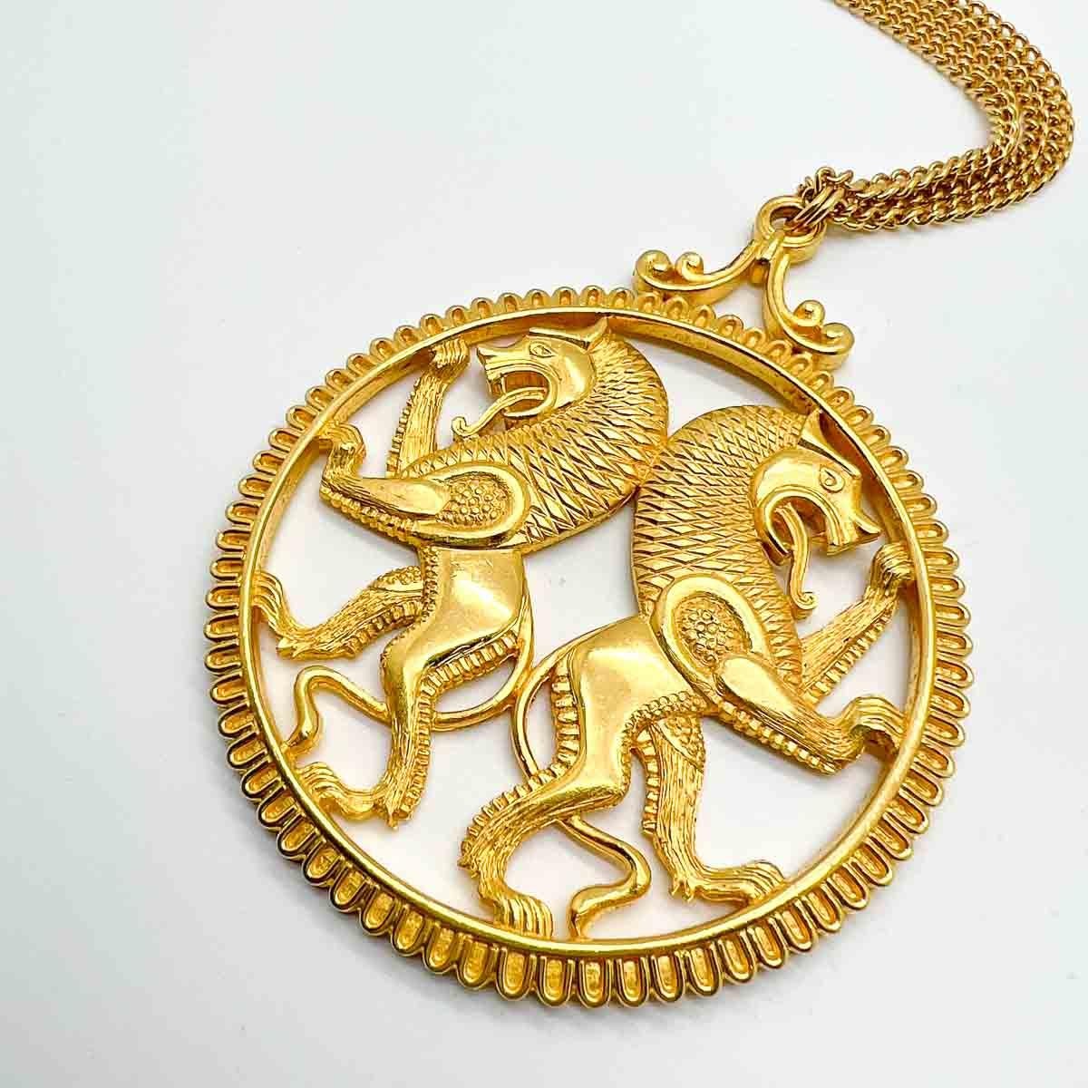 Women's Vintage Statement Rampant Lions Medallion Necklace 1960s For Sale