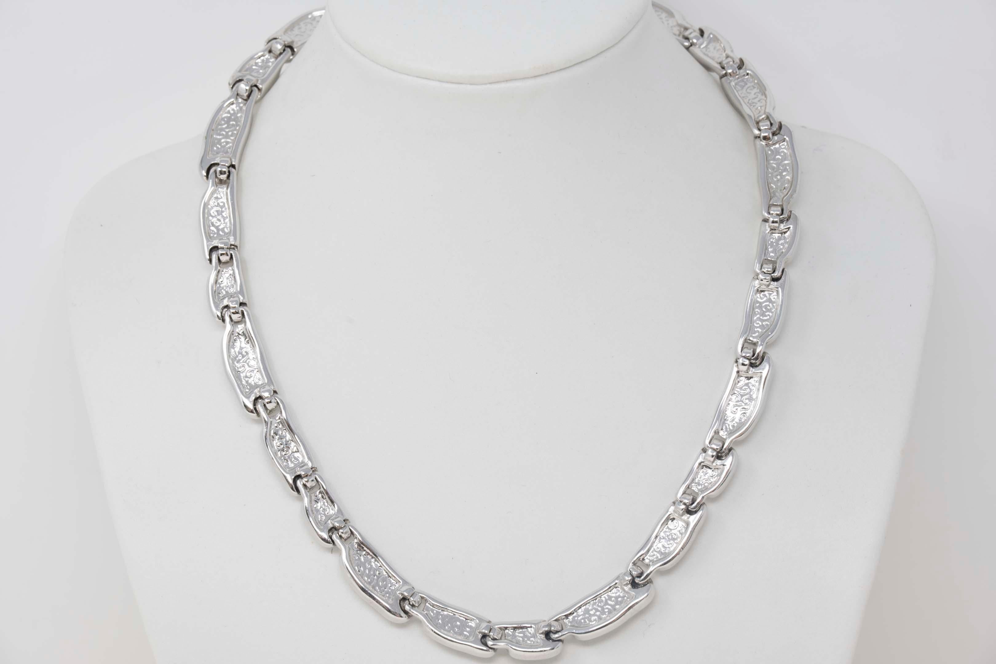 vintage rhinestone choker