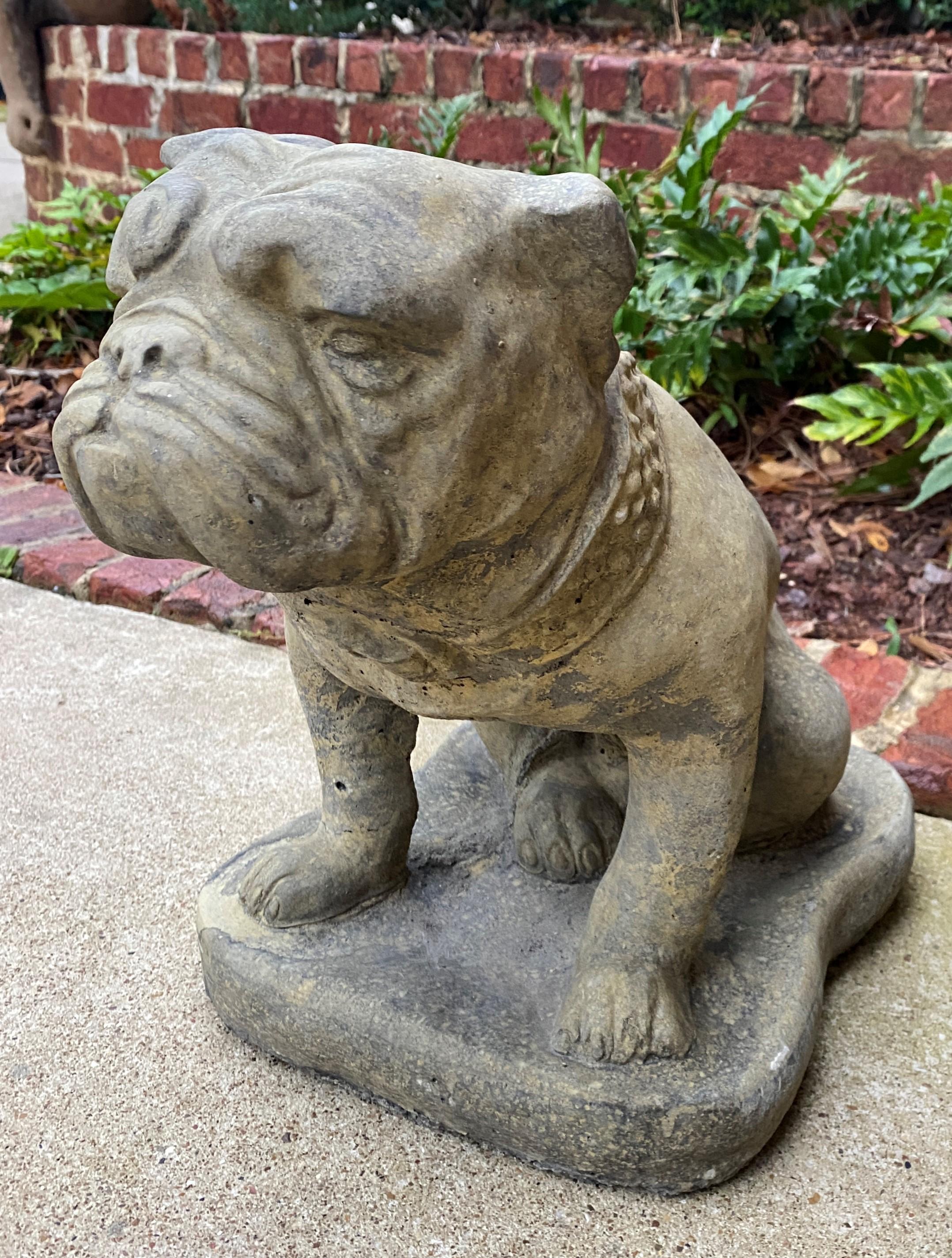 Vintage Statues Garden Figures Bulldogs Cast Stone Pair Seated Dogs In Good Condition In Tyler, TX