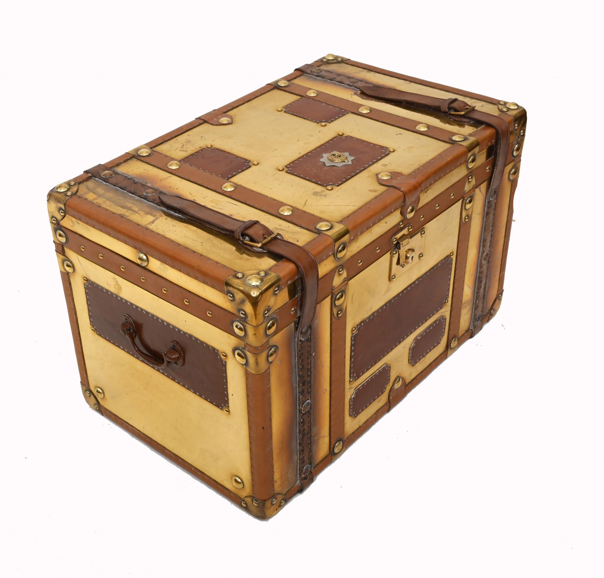 Vintage Steamer Trunk Luggage Cast Box Table For Sale 3