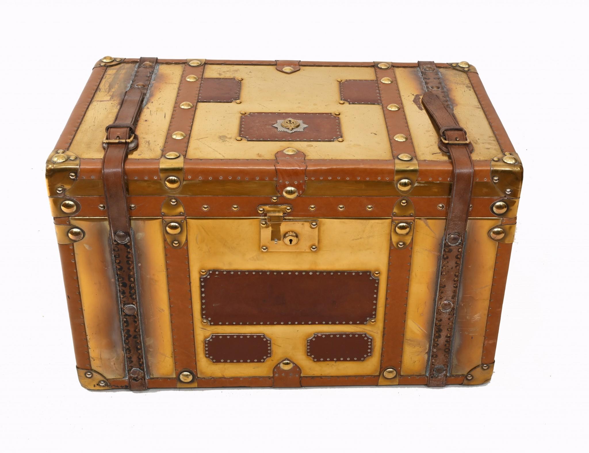 Vintage Steamer Trunk Luggage Cast Box Table For Sale 1