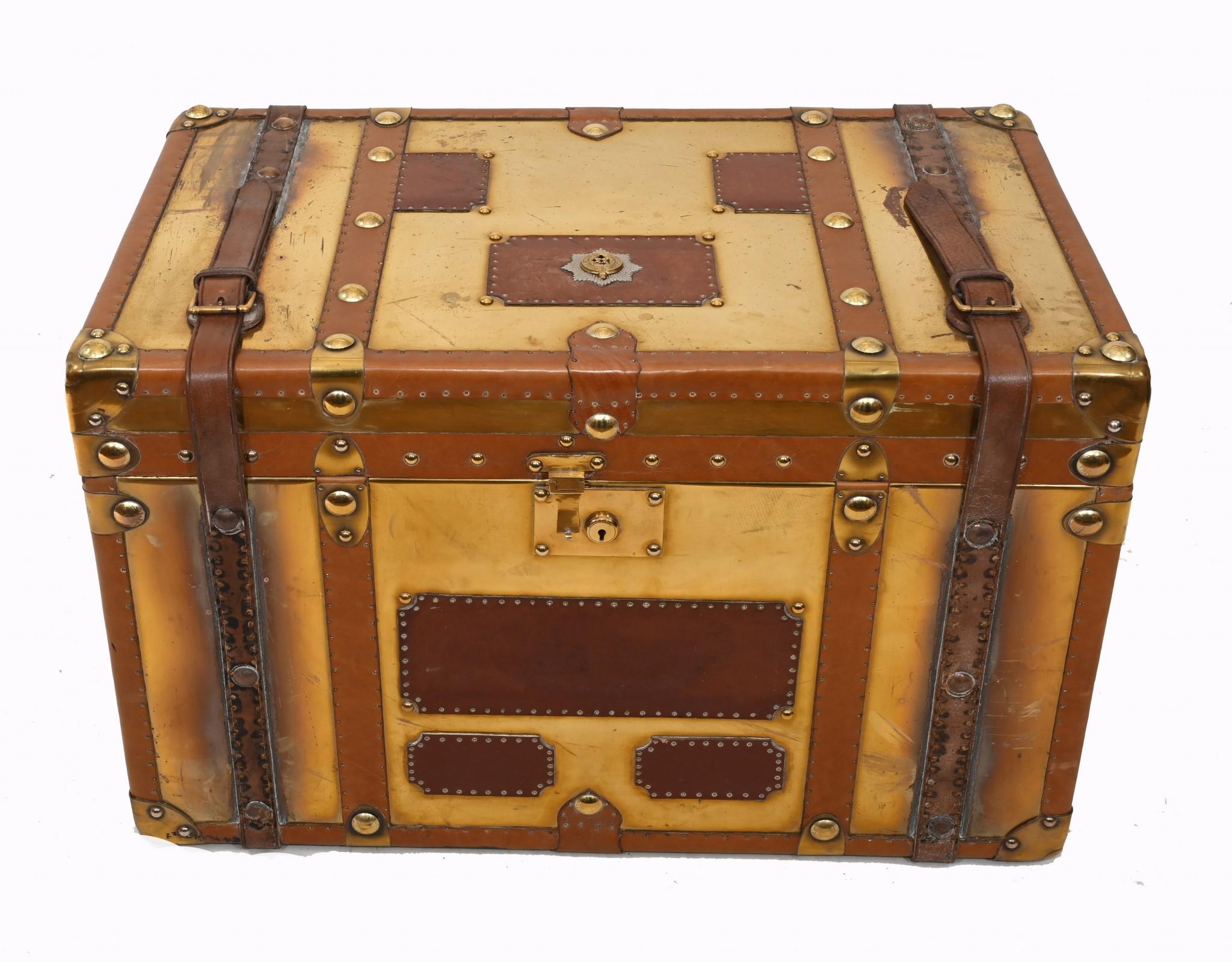Vintage Steamer Trunk Luggage Cast Box Table For Sale 2