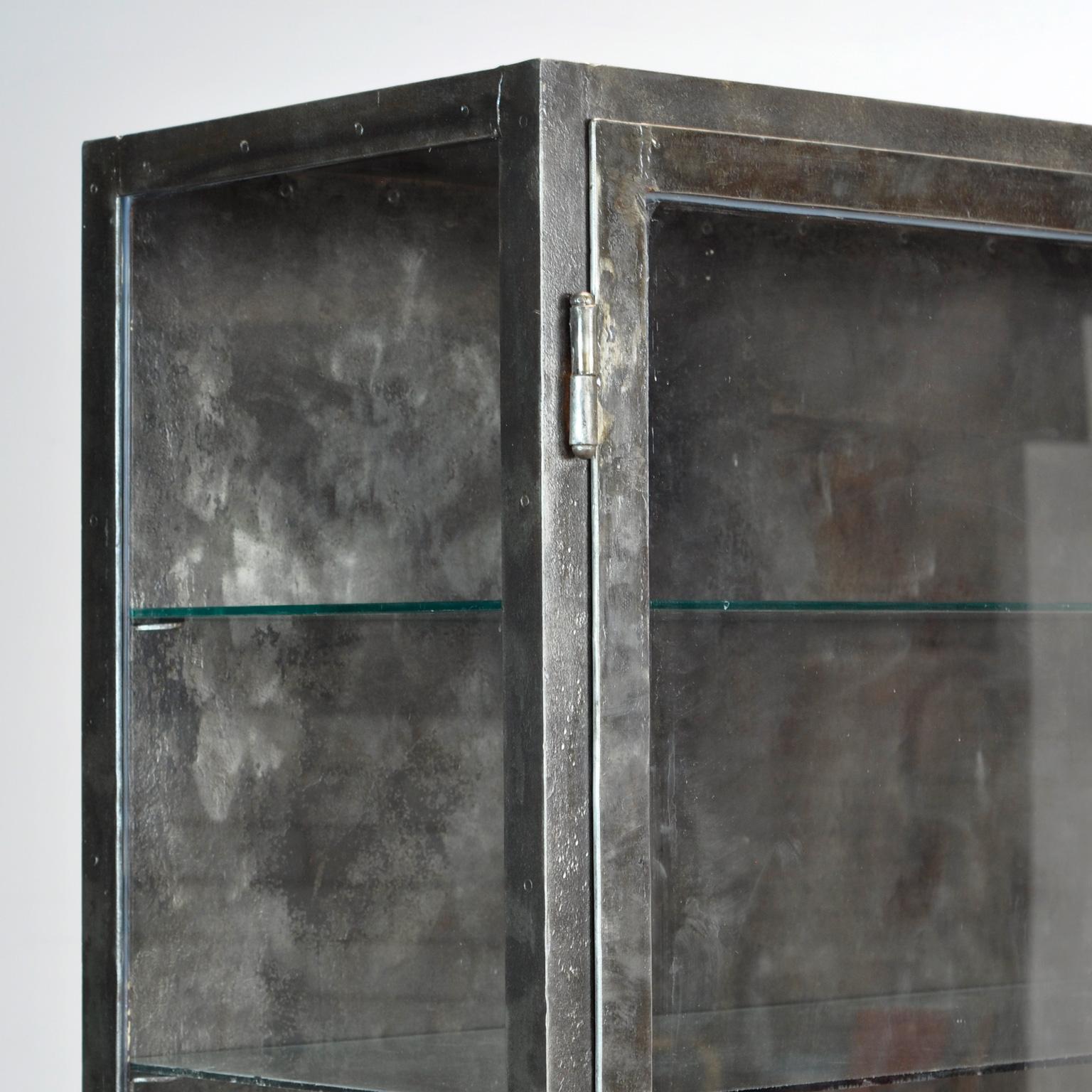 Mid-20th Century Vintage Steel and Glass Medical Cabinet, 1940s