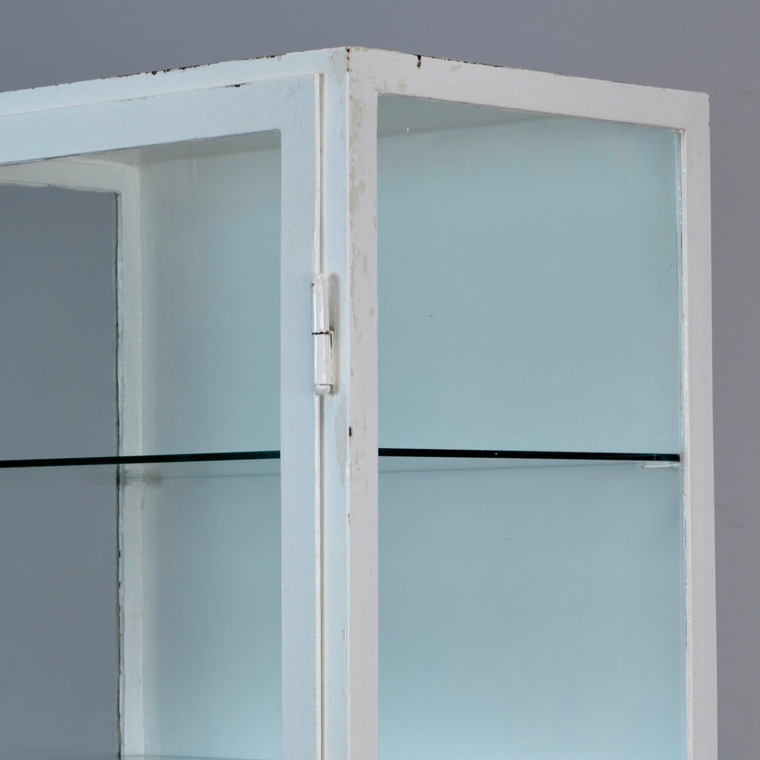 Vintage Steel and Glass Medical Display Cabinet, 1940s 1