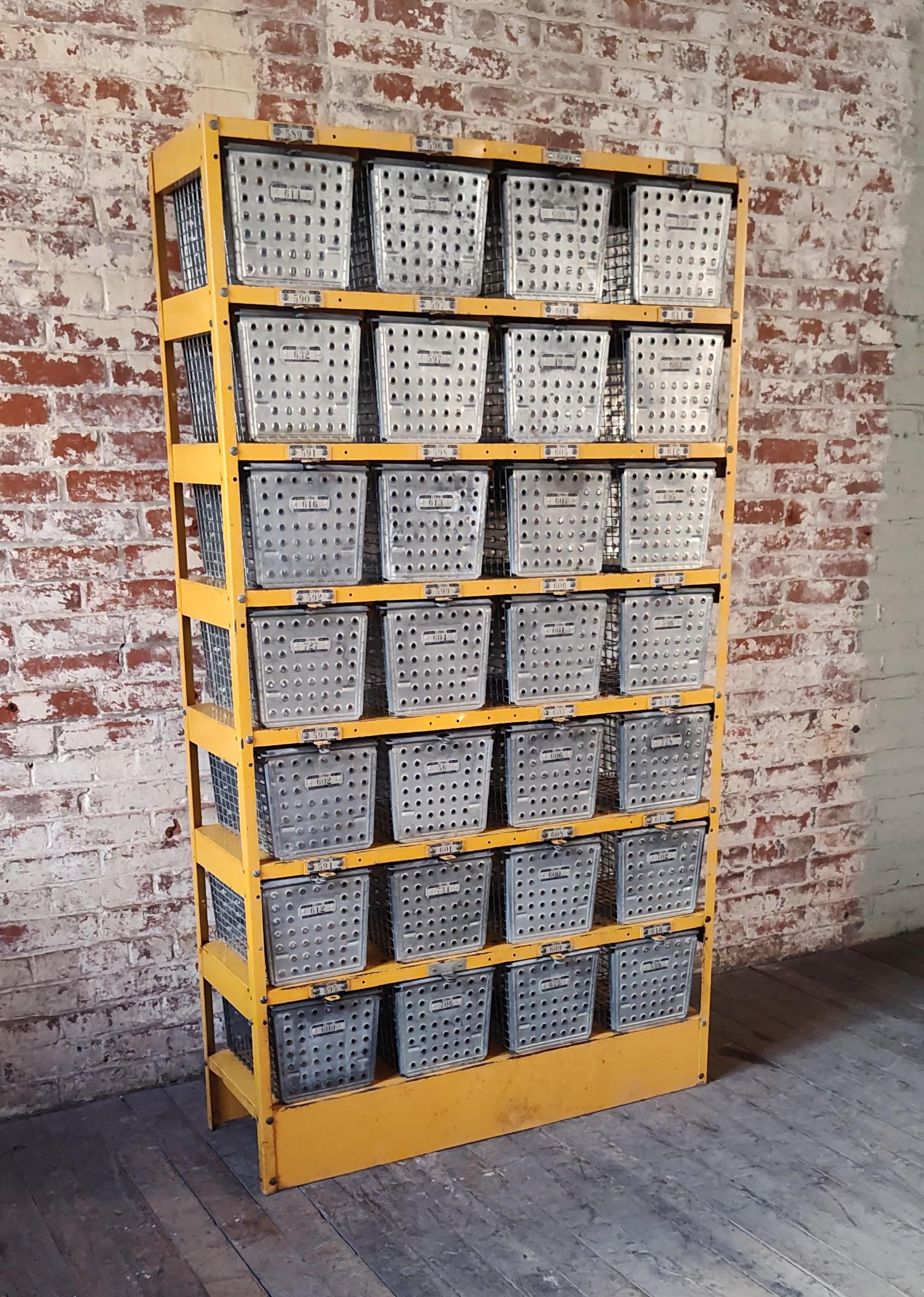 Multi-Bin Storage Unit

Overall Dimensions: 14 1/4