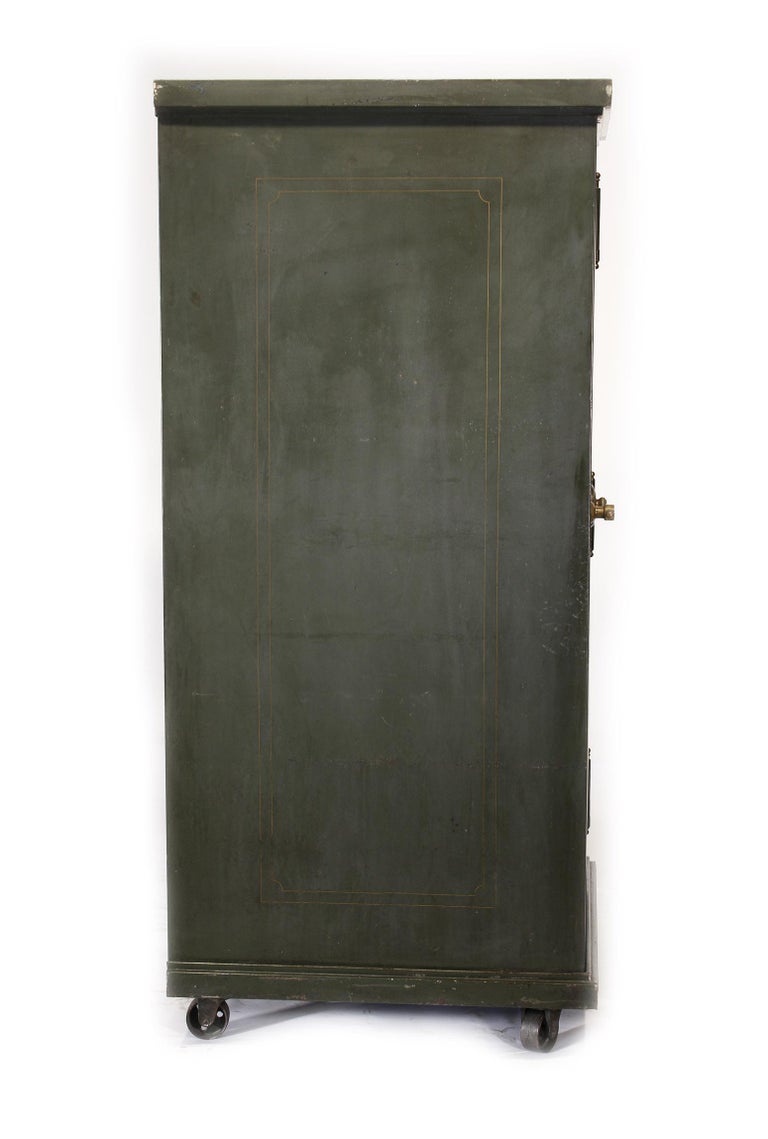 Vintage Steel Co. Safe at 1stDibs safe laboratory