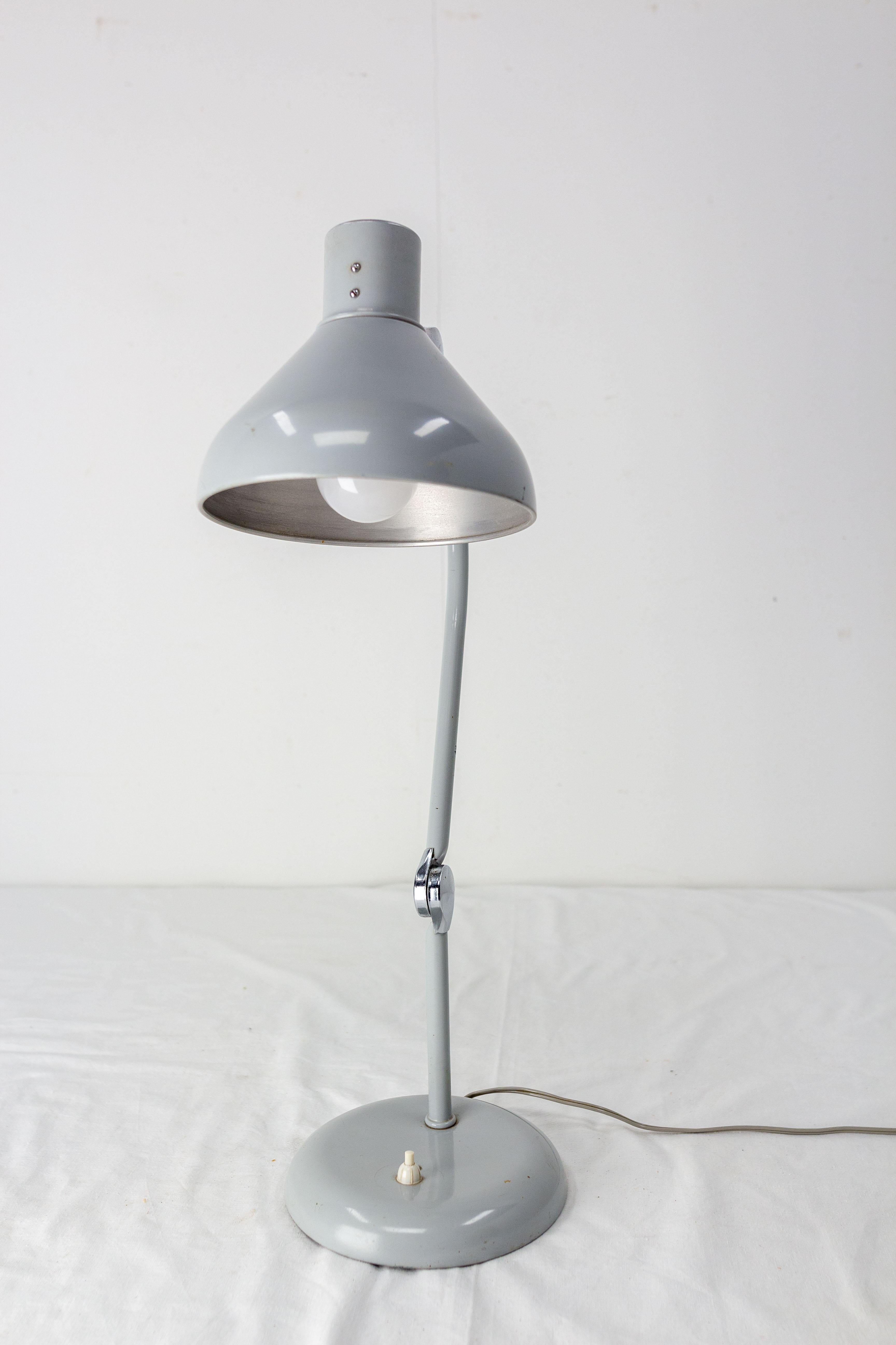 Lámpara de mesa vintage de acero Jumo GS1, circa 1950 Moderno de mediados de siglo en venta