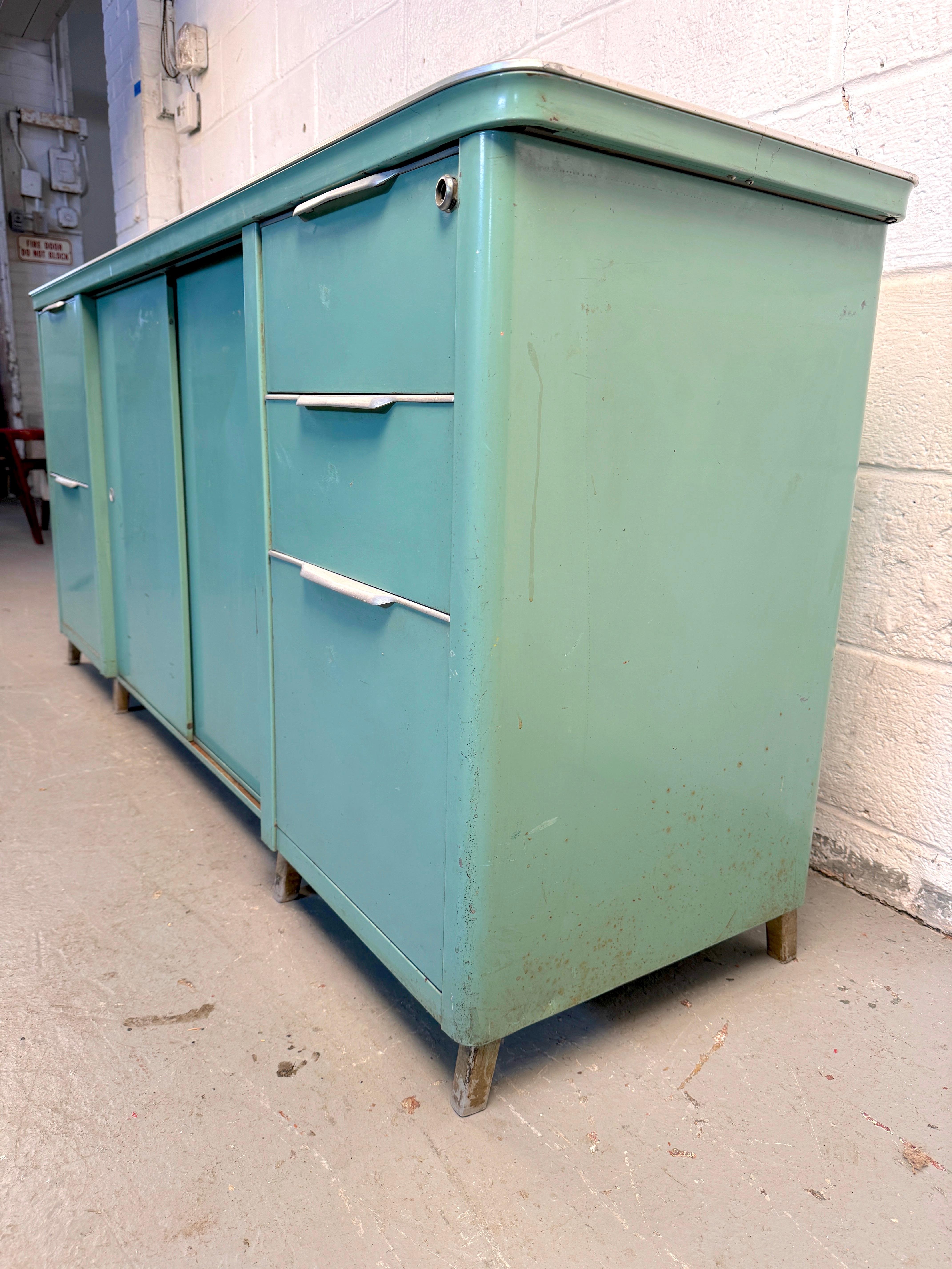 Vintage Steel Tanker Office Cabinet In Good Condition For Sale In Brooklyn, NY