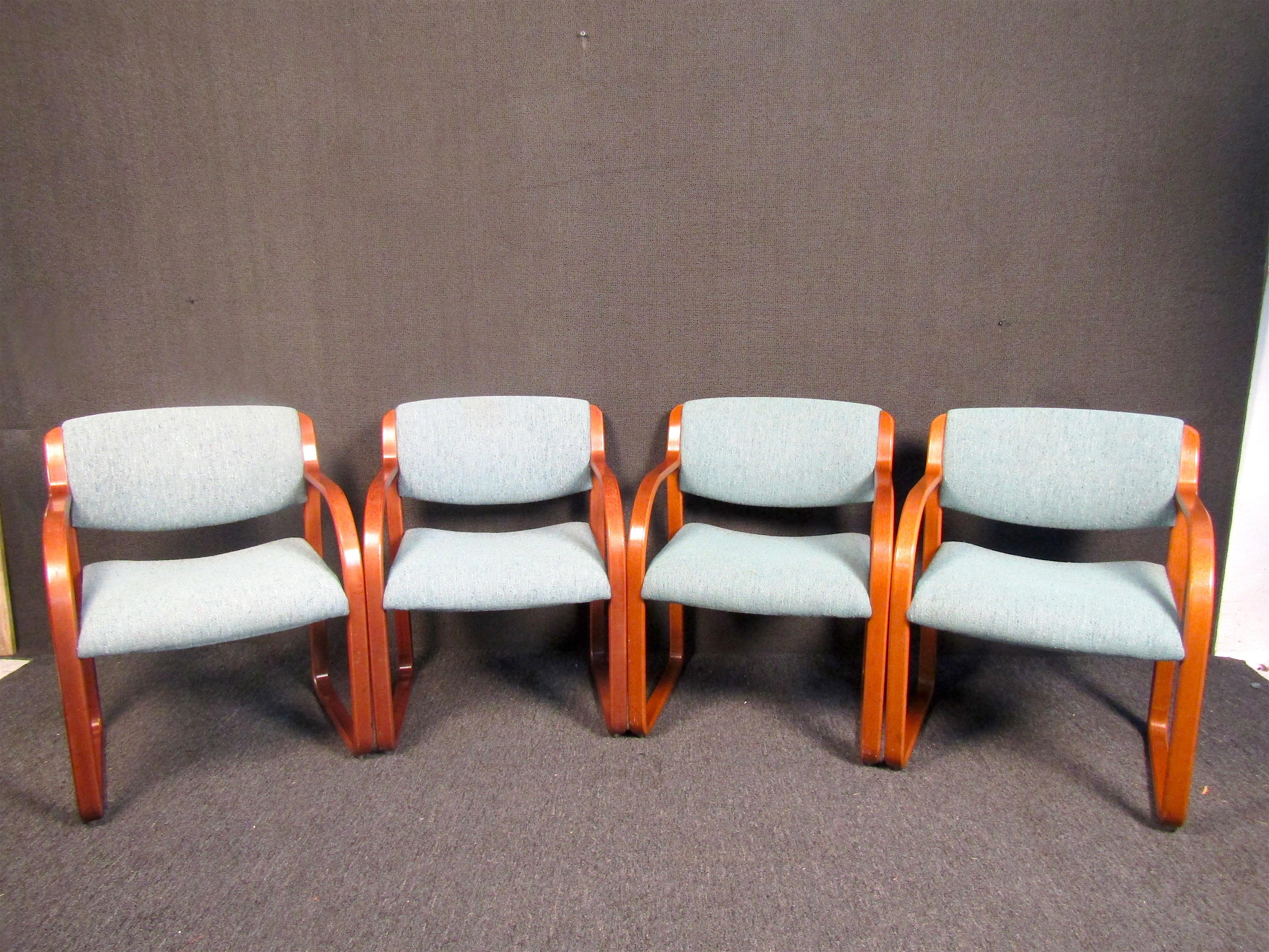 (4) Vintage Steelcase office chairs. These chairs feature all bentwood frames and green upholstered seats. Perfect for any studio, office or workspace setting.

(Please confirm item location - NY or NJ - with dealer).
 