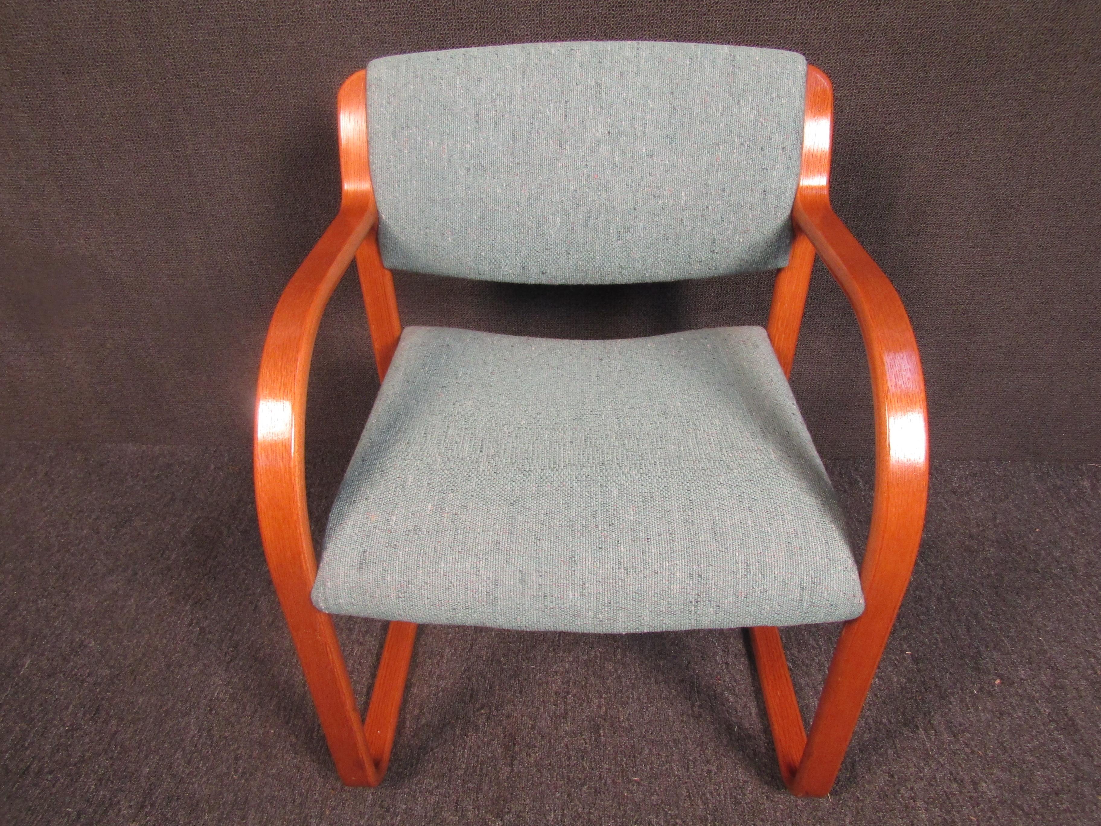 20th Century Vintage Steelcase Bentwood Office Chairs For Sale