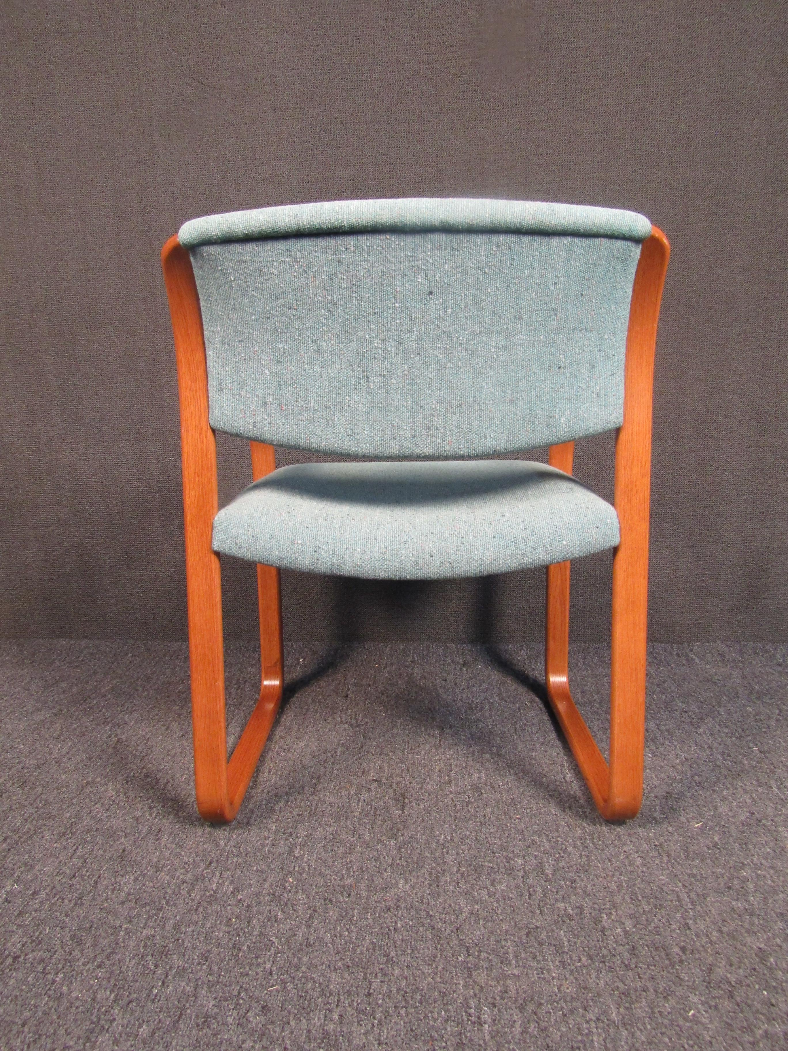 Vintage Steelcase Bentwood Office Chairs For Sale 2