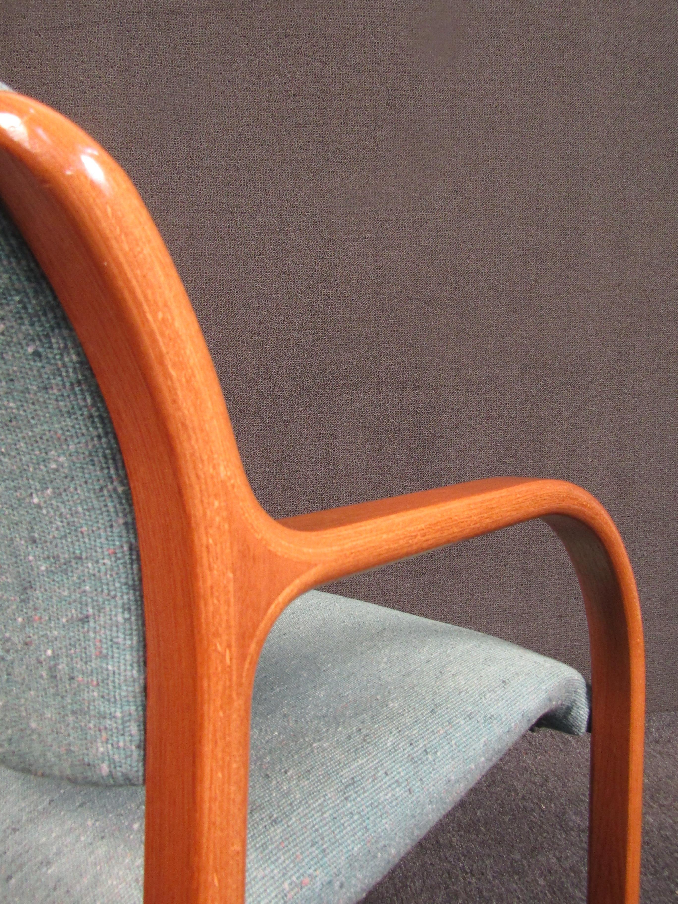 Vintage Steelcase Bentwood Office Chairs For Sale 3