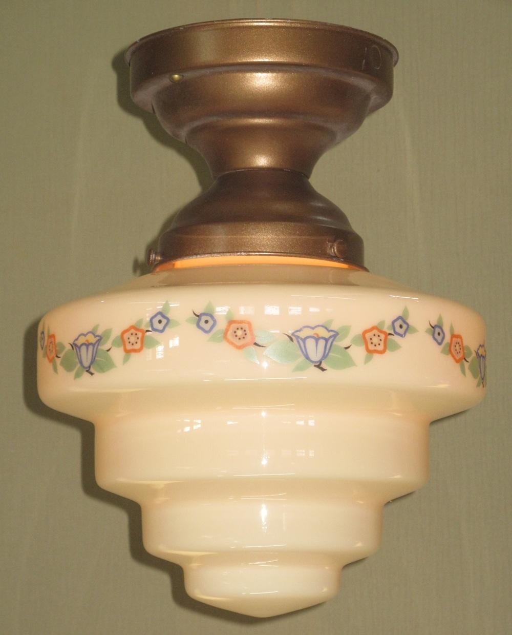 Vintage gestufte Custard Glas Globus mit Deco inspirierte florale Design im Angebot 2