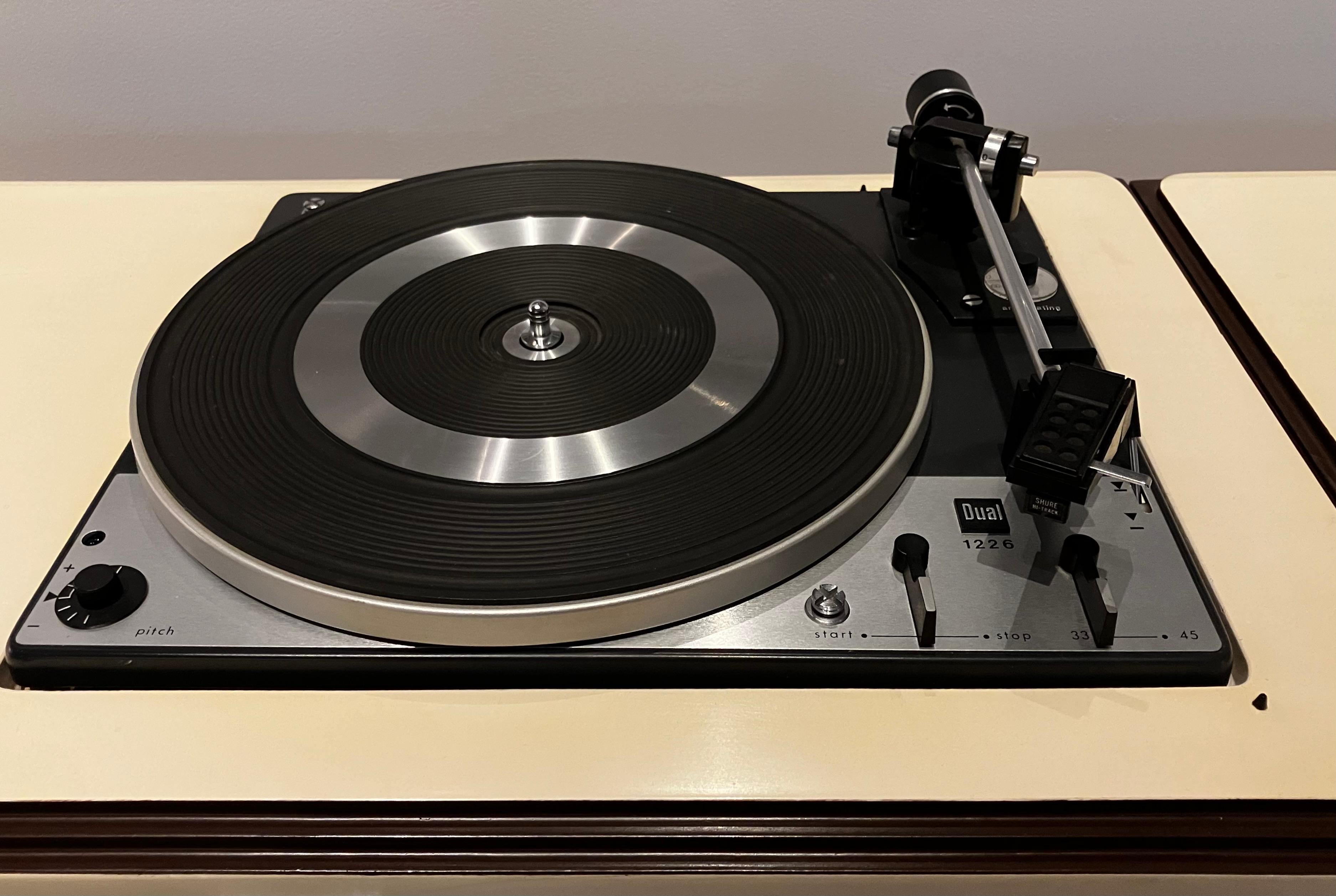 Vintage Stereo Phonograph/AM FM Tuner-Konsole, Modell: Brionvega rr126 Radiogramm, Vintage im Angebot 2