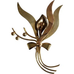 Vintage Sterling
1/20 10K Gold Filled Dimensional Floral Brooch – Retro