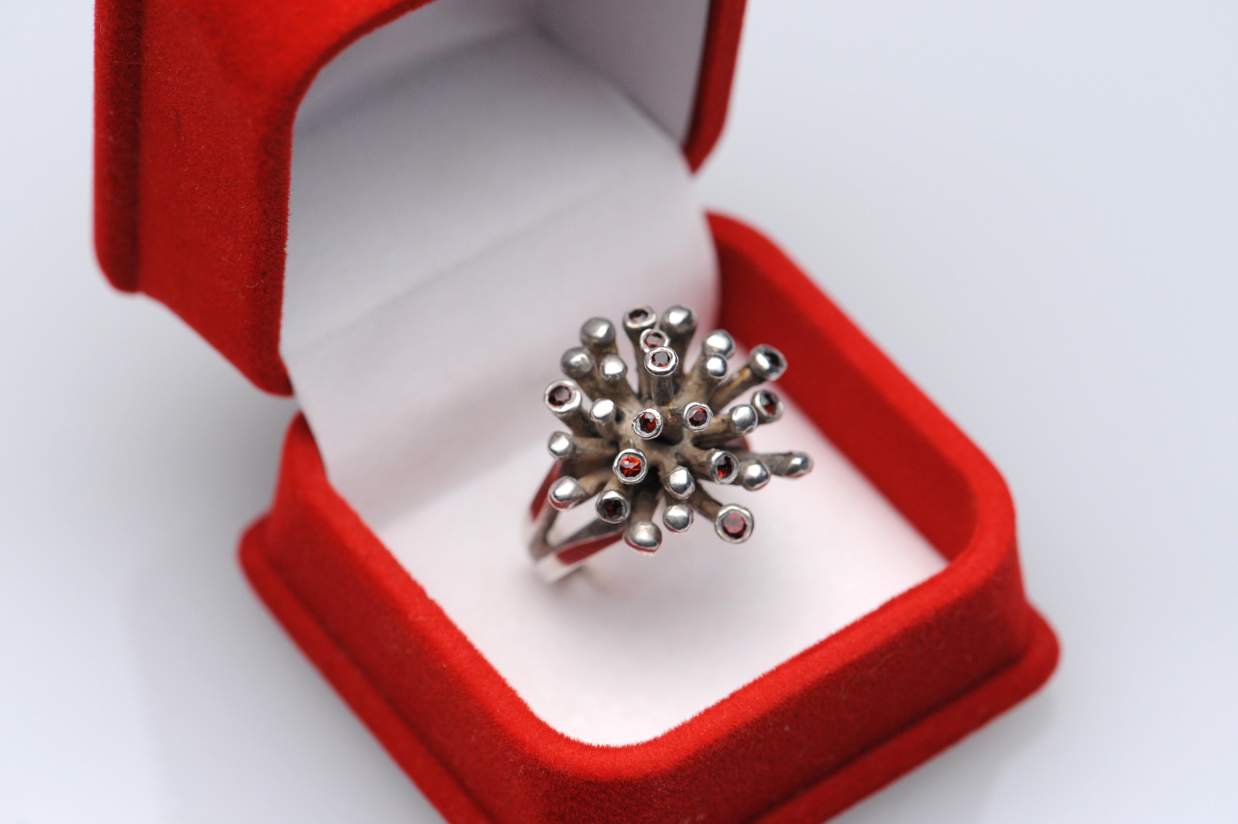 Sterling Silver Vintage Sterling Garnett Modernist Starburst Ring by Opus, 1970s