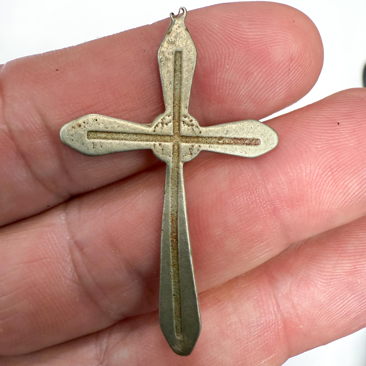 Argent sterling Vintage Sterling Pendant Cross Initials NR en vente