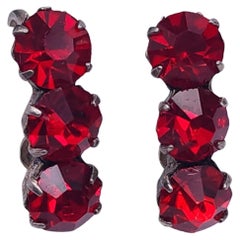 Boucles d'oreilles vintage en Sterling Ruby Crystal Red Screw Back, Triple Gemstone Art Deco