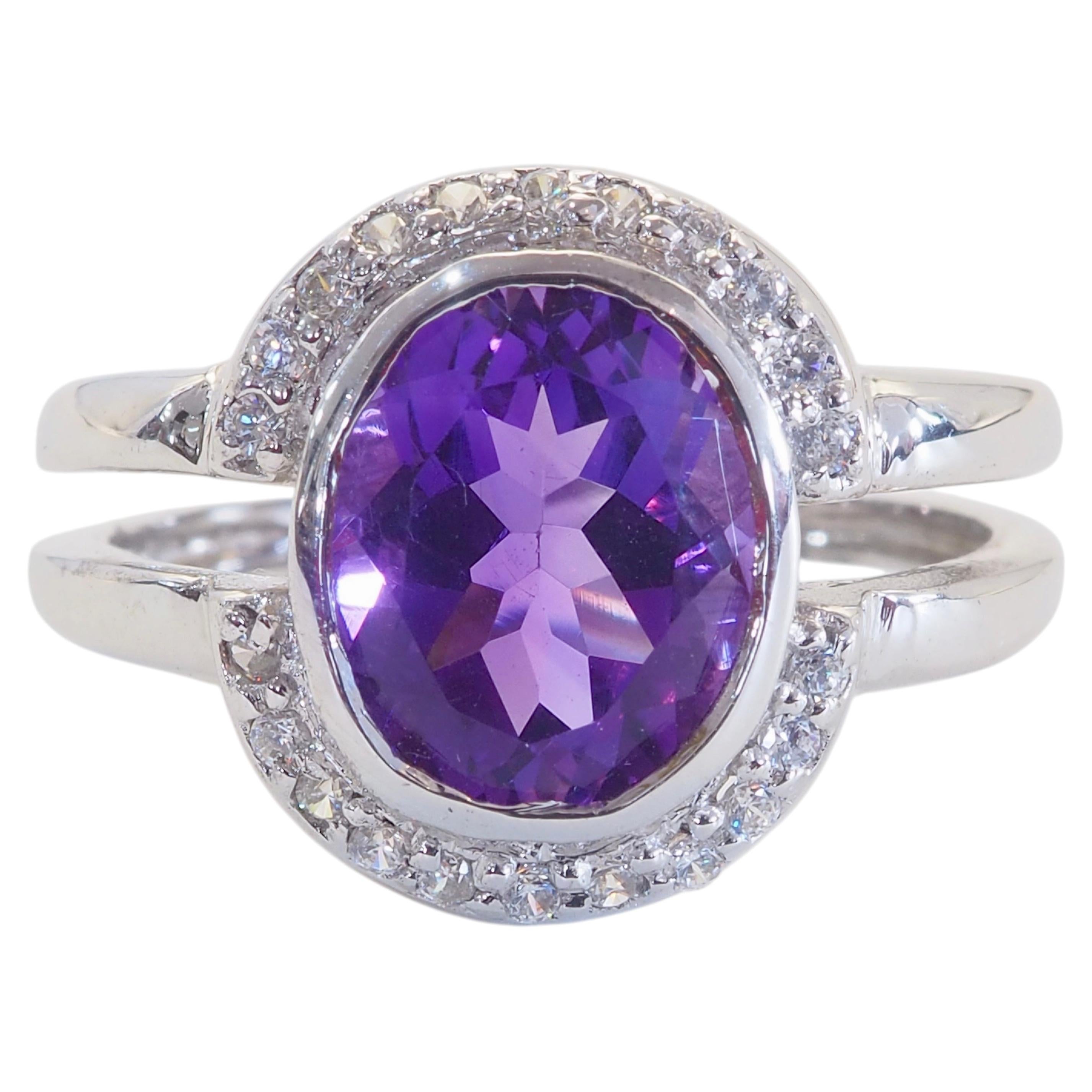 Vintage Sterling Silver 2.80ct Oval Bezel Amethyst & Quartz Halo Ring, Size 6.25 For Sale