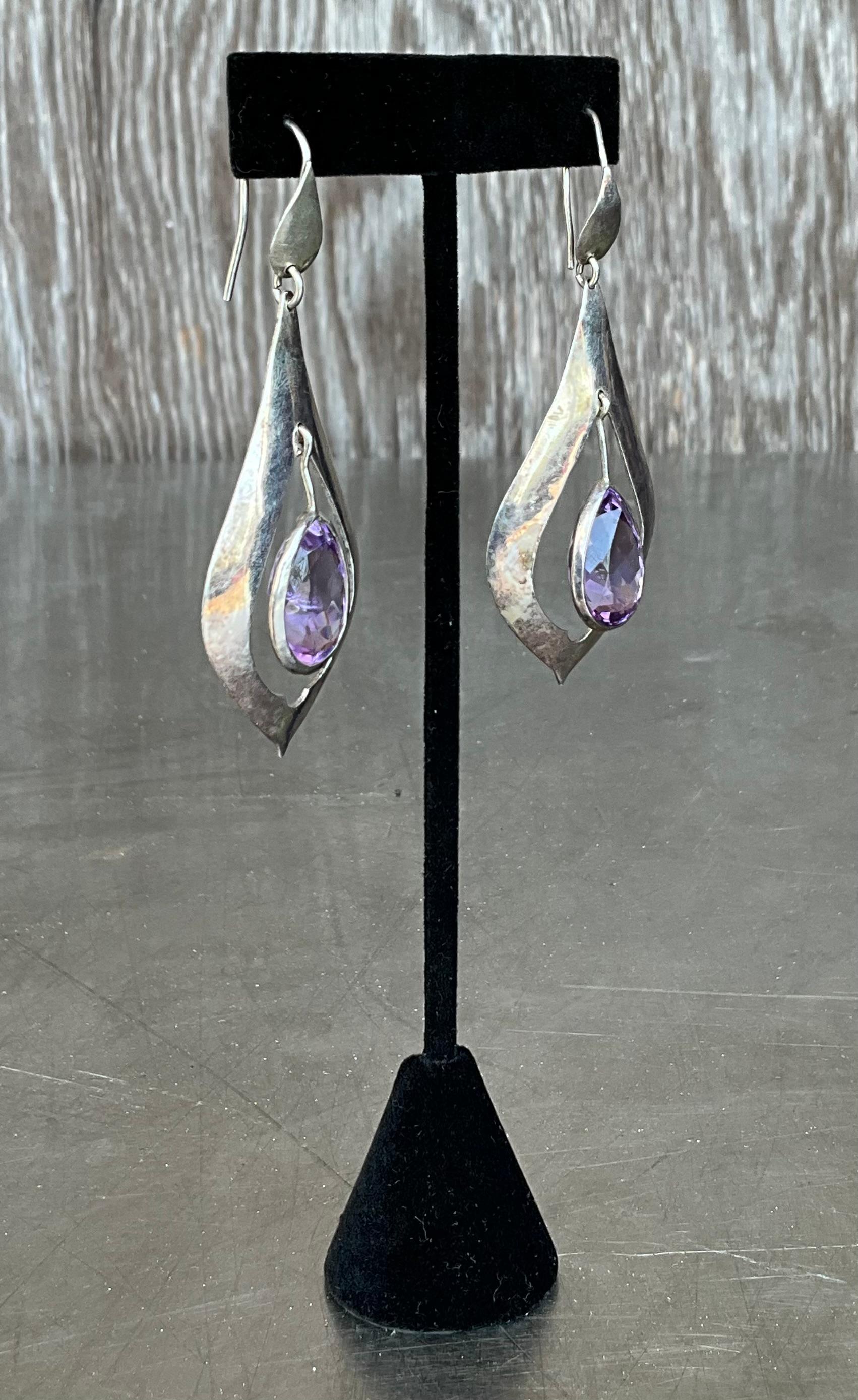 Vintage Sterling Silver Amethyst Drop Earrings For Sale 1