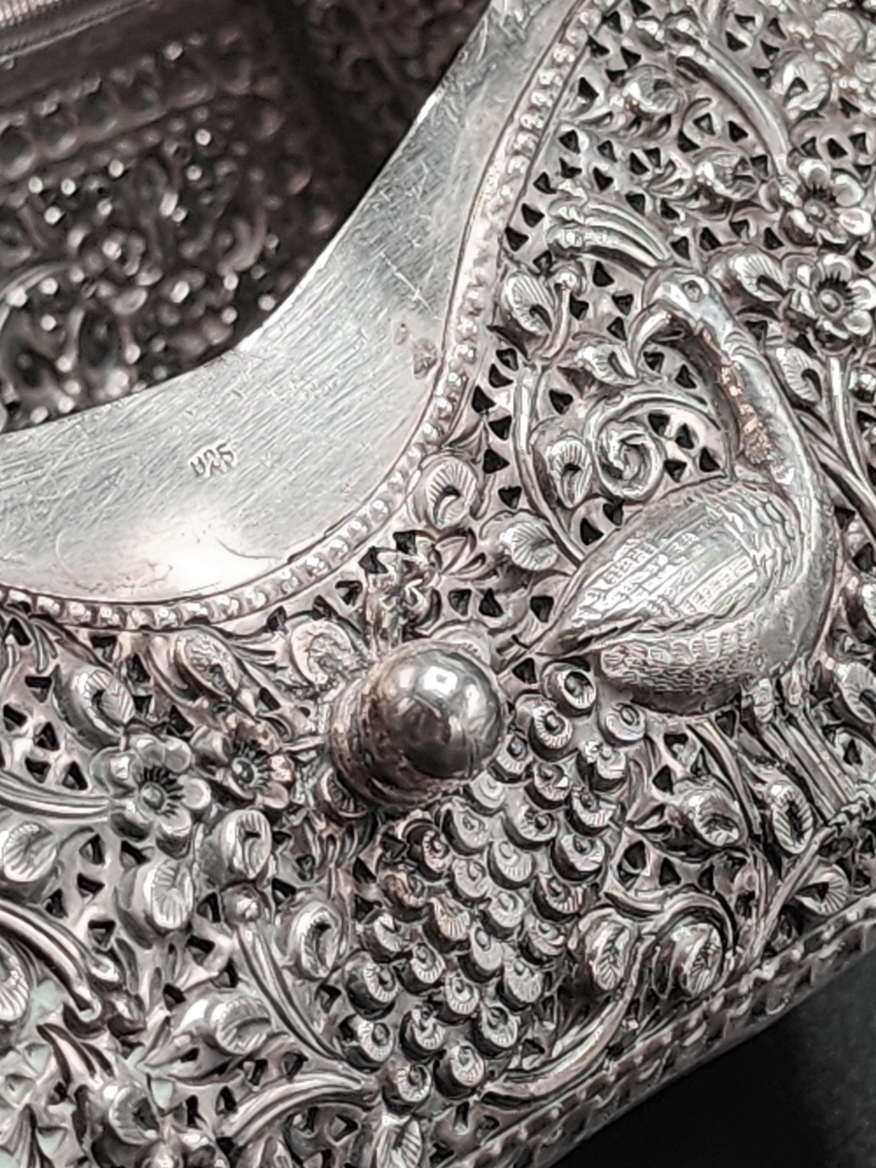 20th Century Vintage Sterling Silver Art Nouveau Handbag For Sale