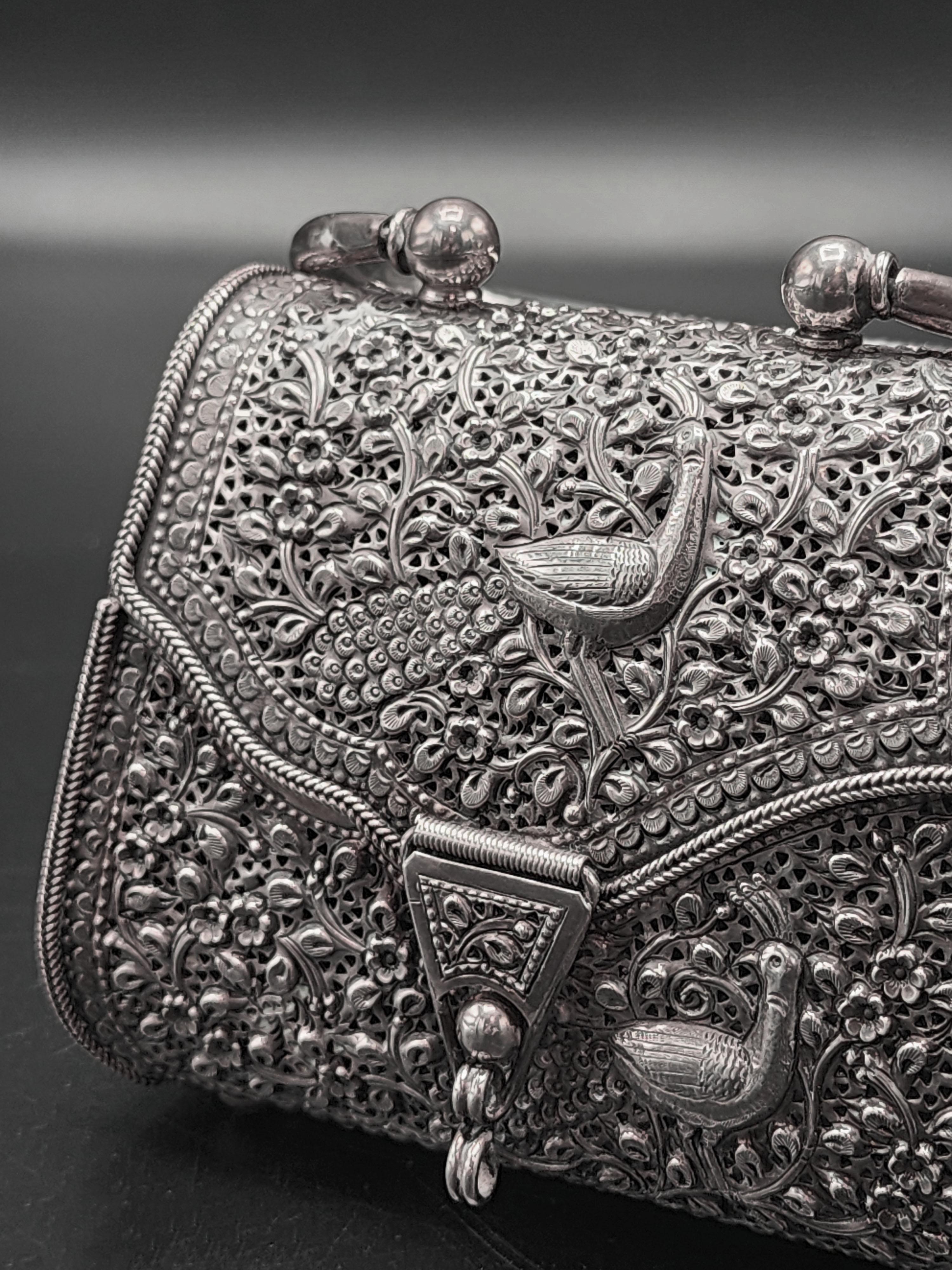 Vintage Sterling Silver Art Nouveau Handbag For Sale 3
