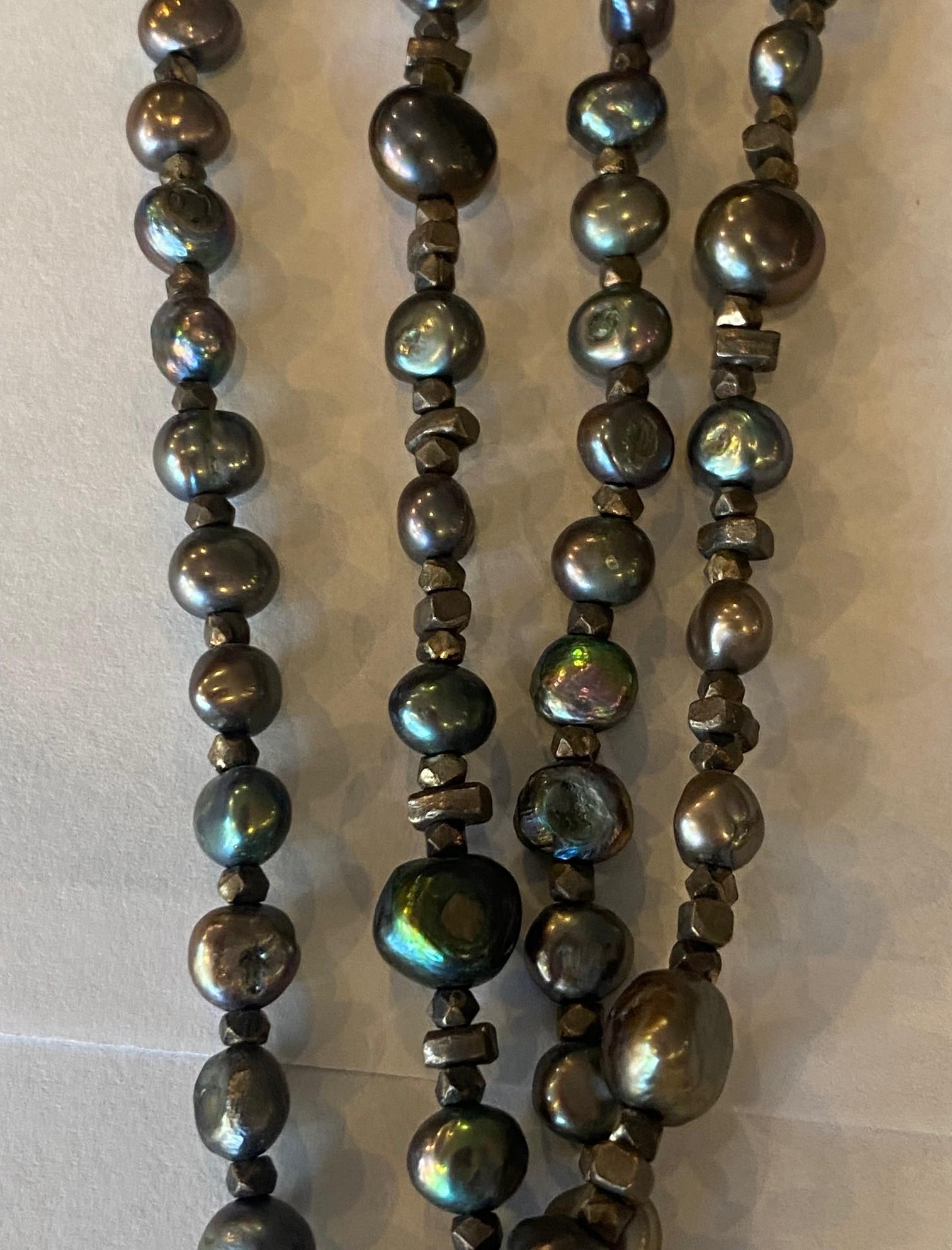 Vintage Sterling Silver Black Pearl Beaded Antique Roman Coin Pendant Necklace For Sale 5